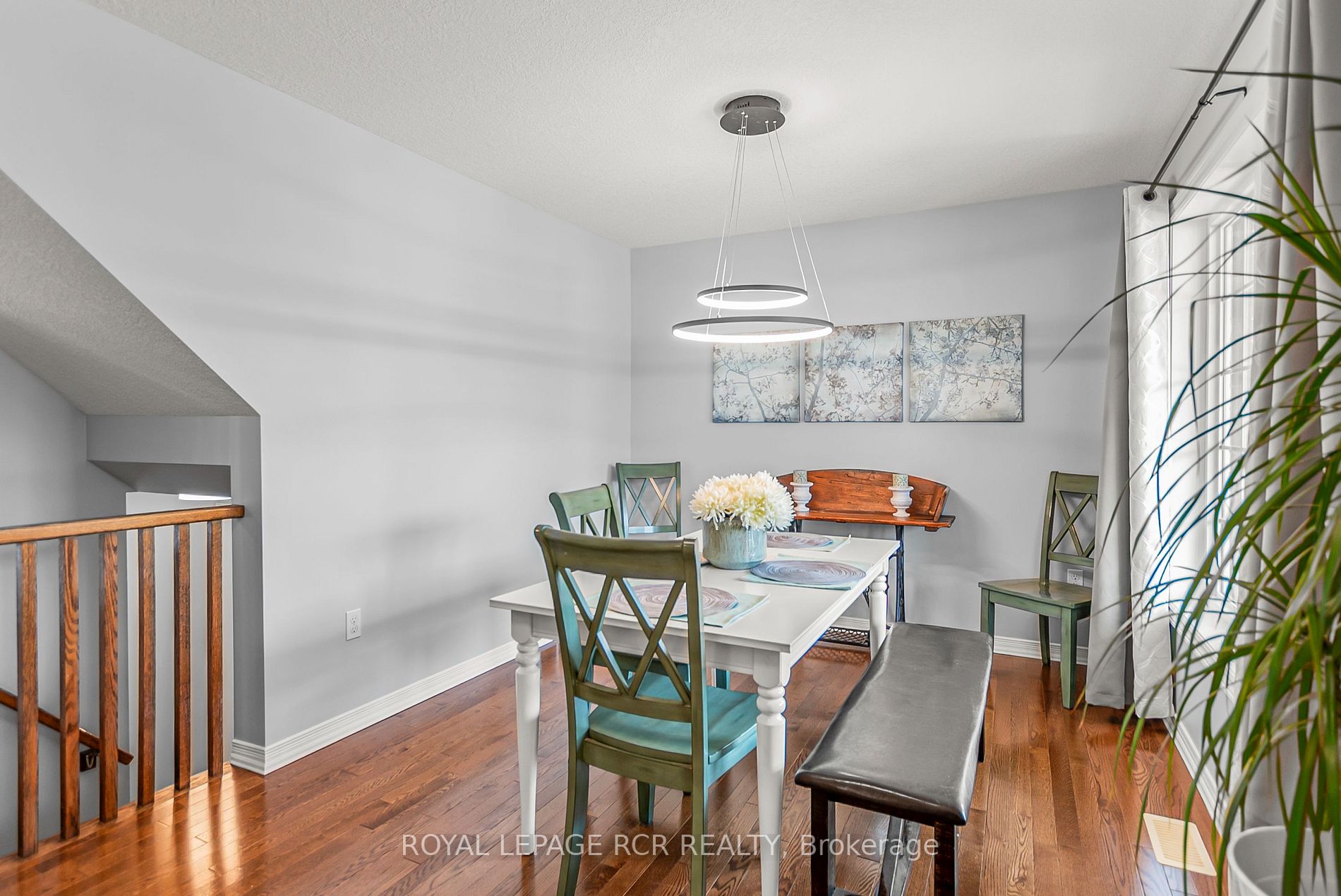 9 Aiken Crescent