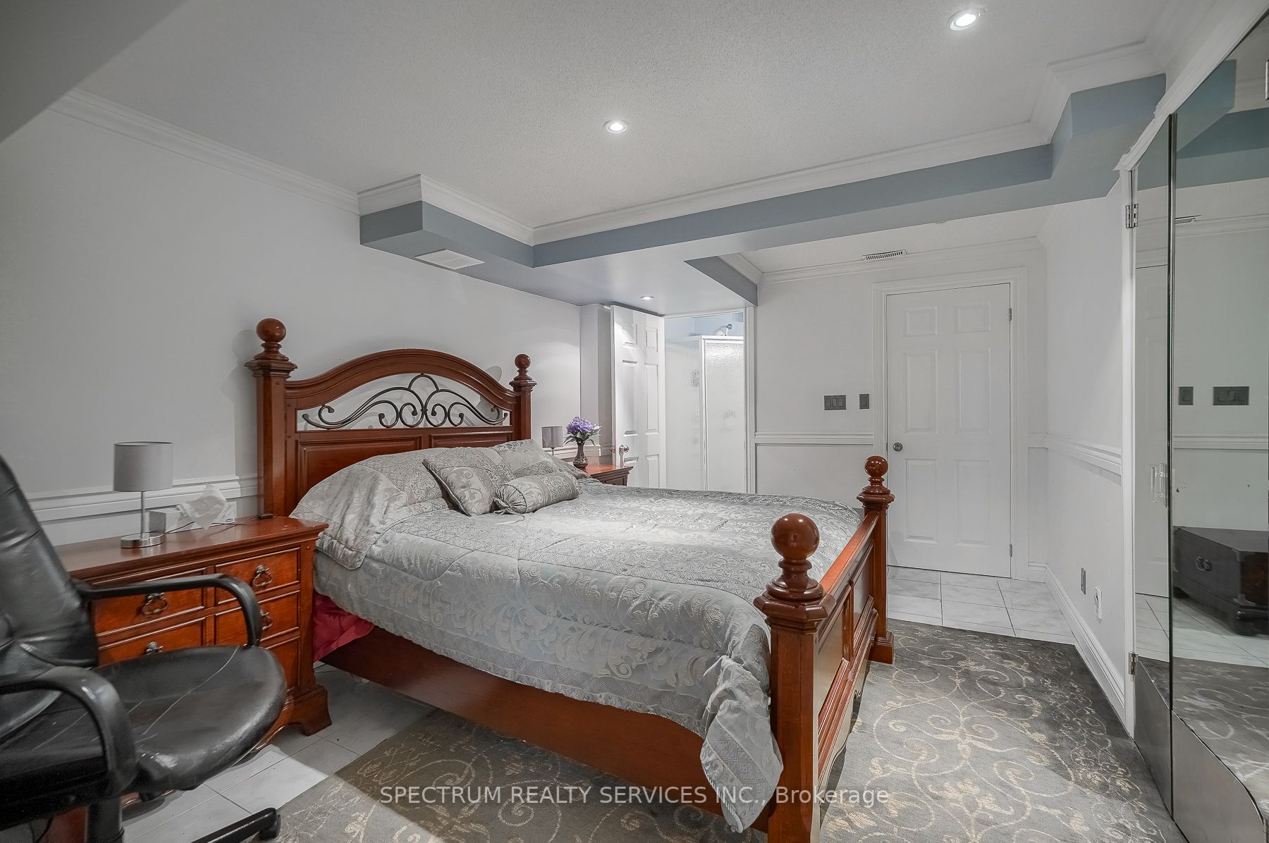 18 Sherbo Cres