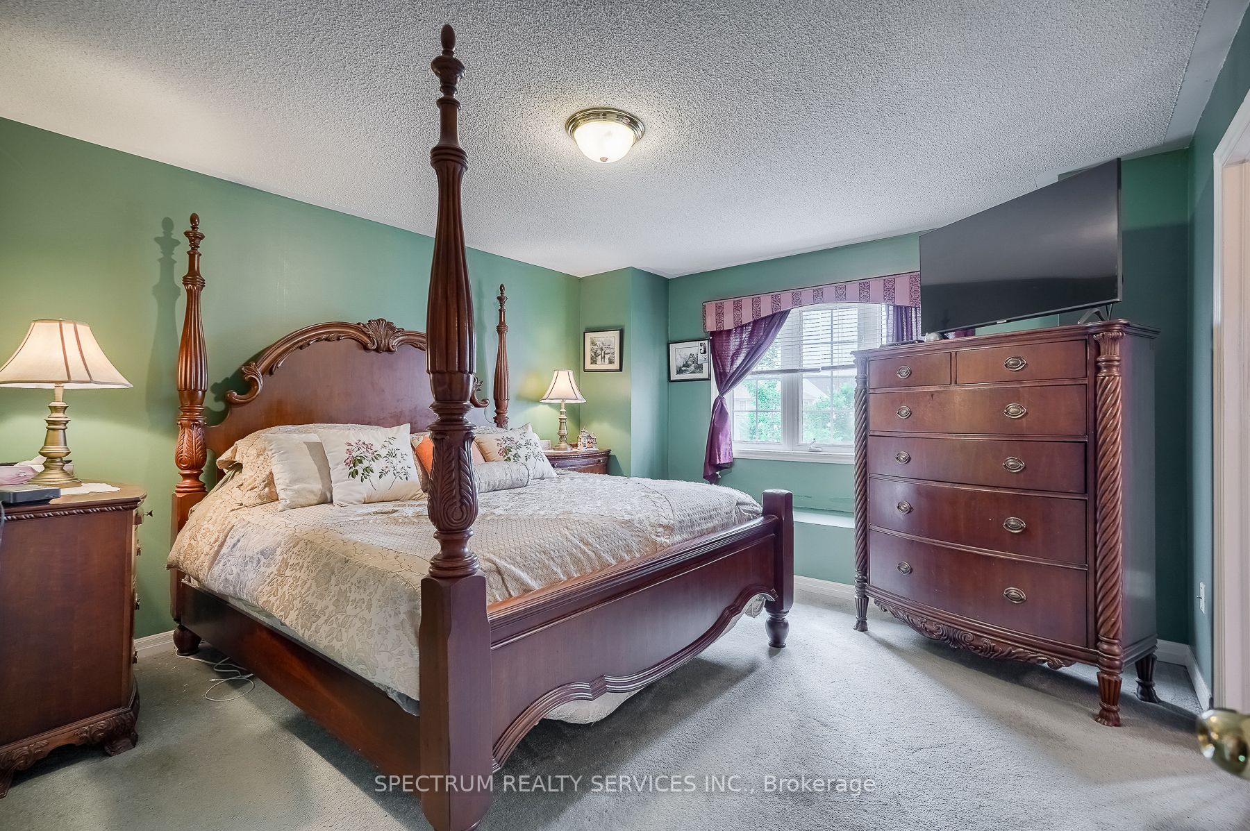 18 Sherbo Cres