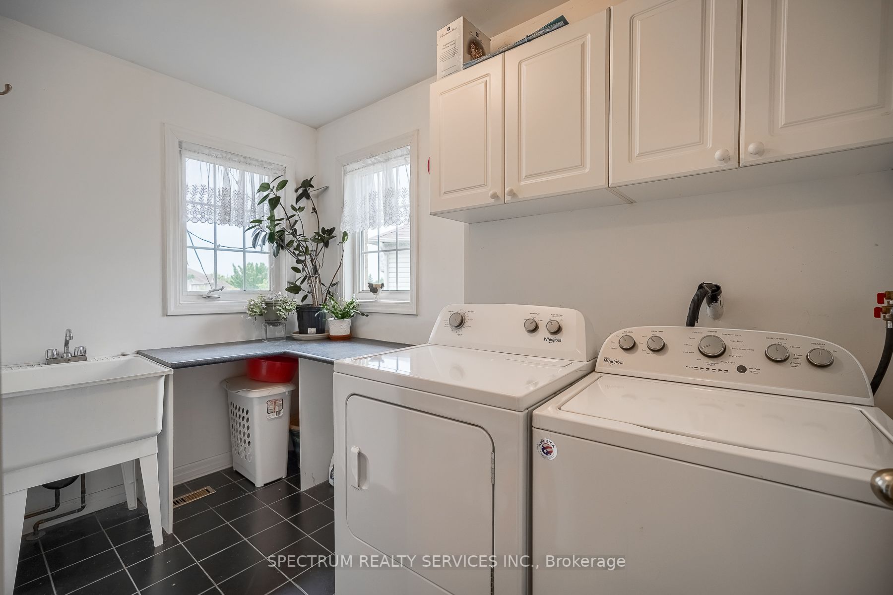 18 Sherbo Cres