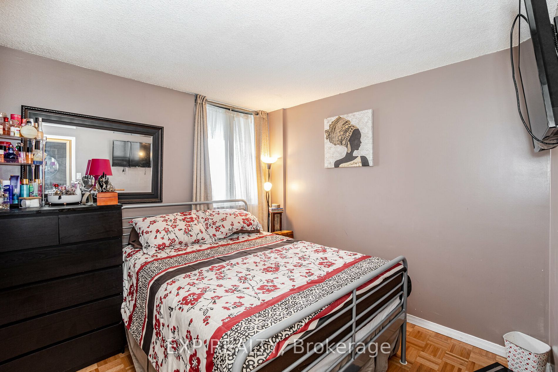 10 Martha Eaton Way, #1111