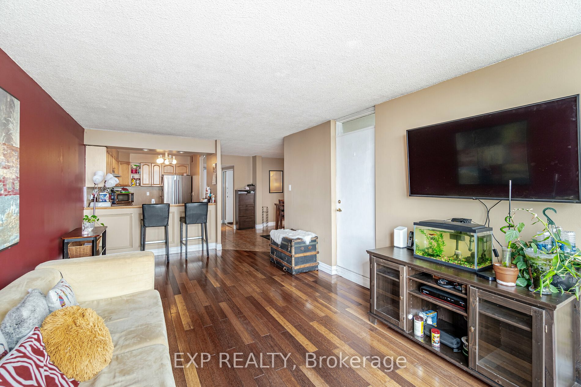 10 Martha Eaton Way, #1111