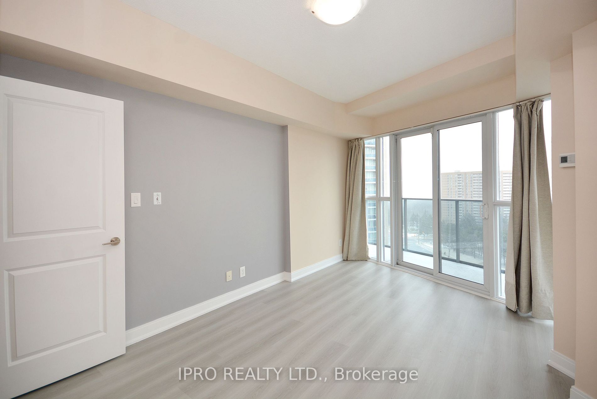 Listing W6798850 - Large Photo # 13