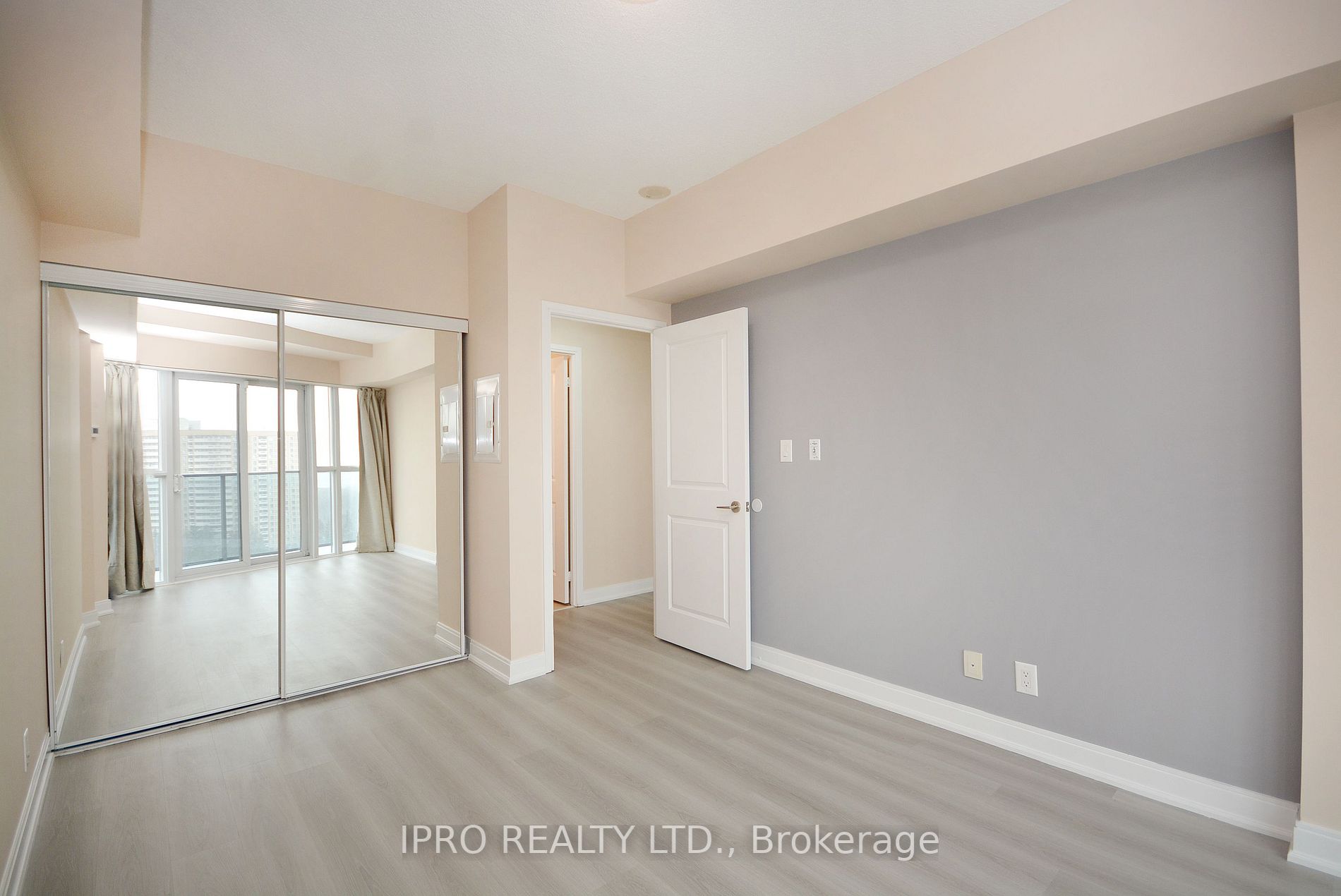 Listing W6798850 - Large Photo # 16