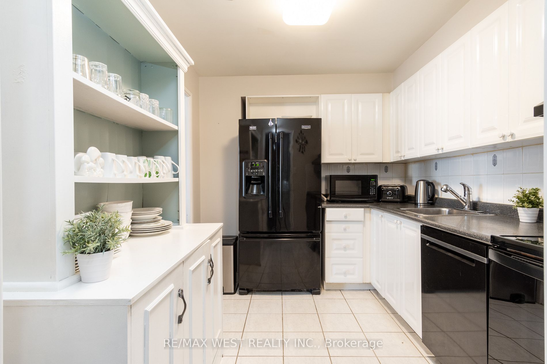 1320 Mississauga Valley Blvd, #1012