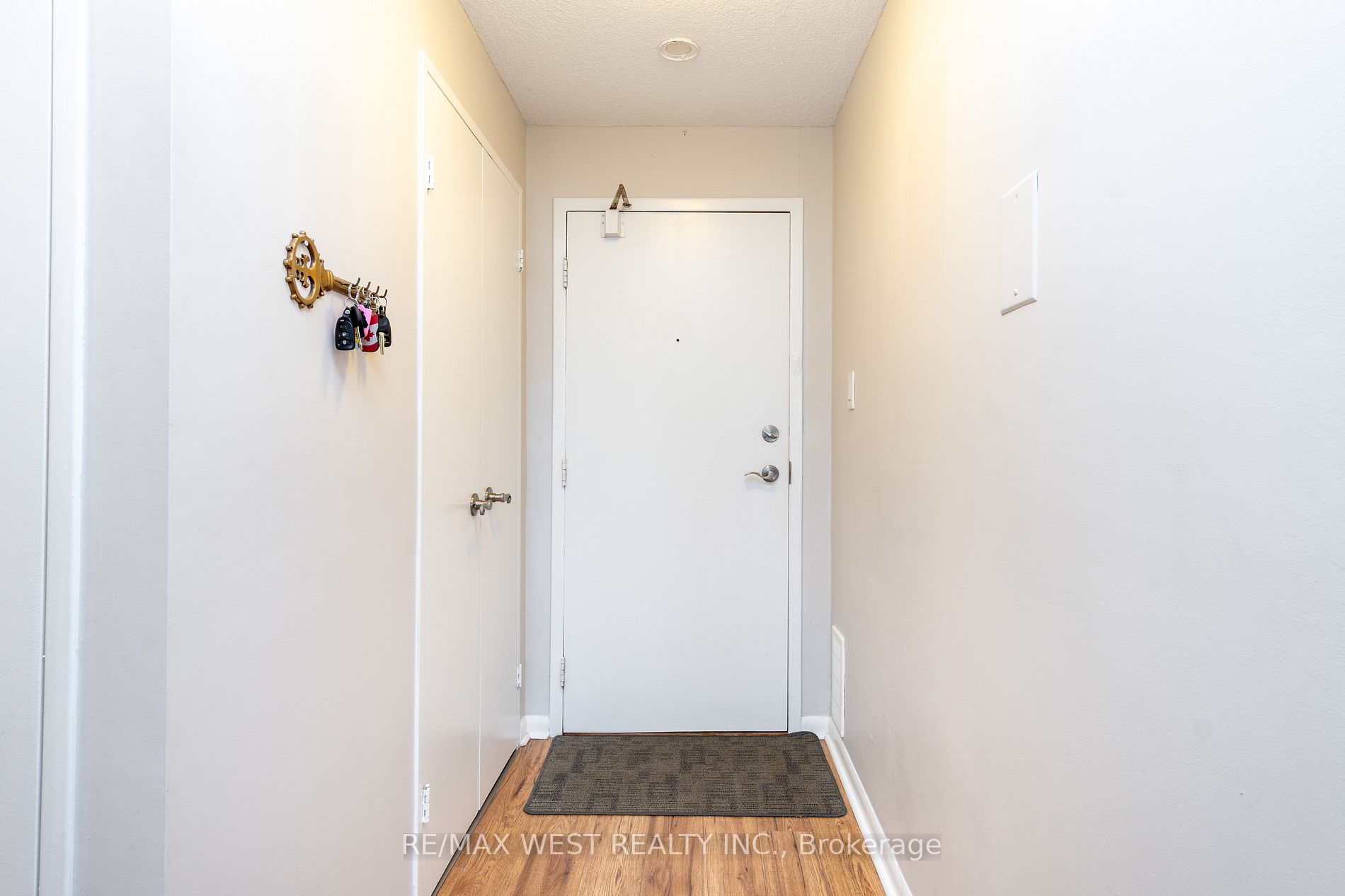 1320 Mississauga Valley Blvd, #1012