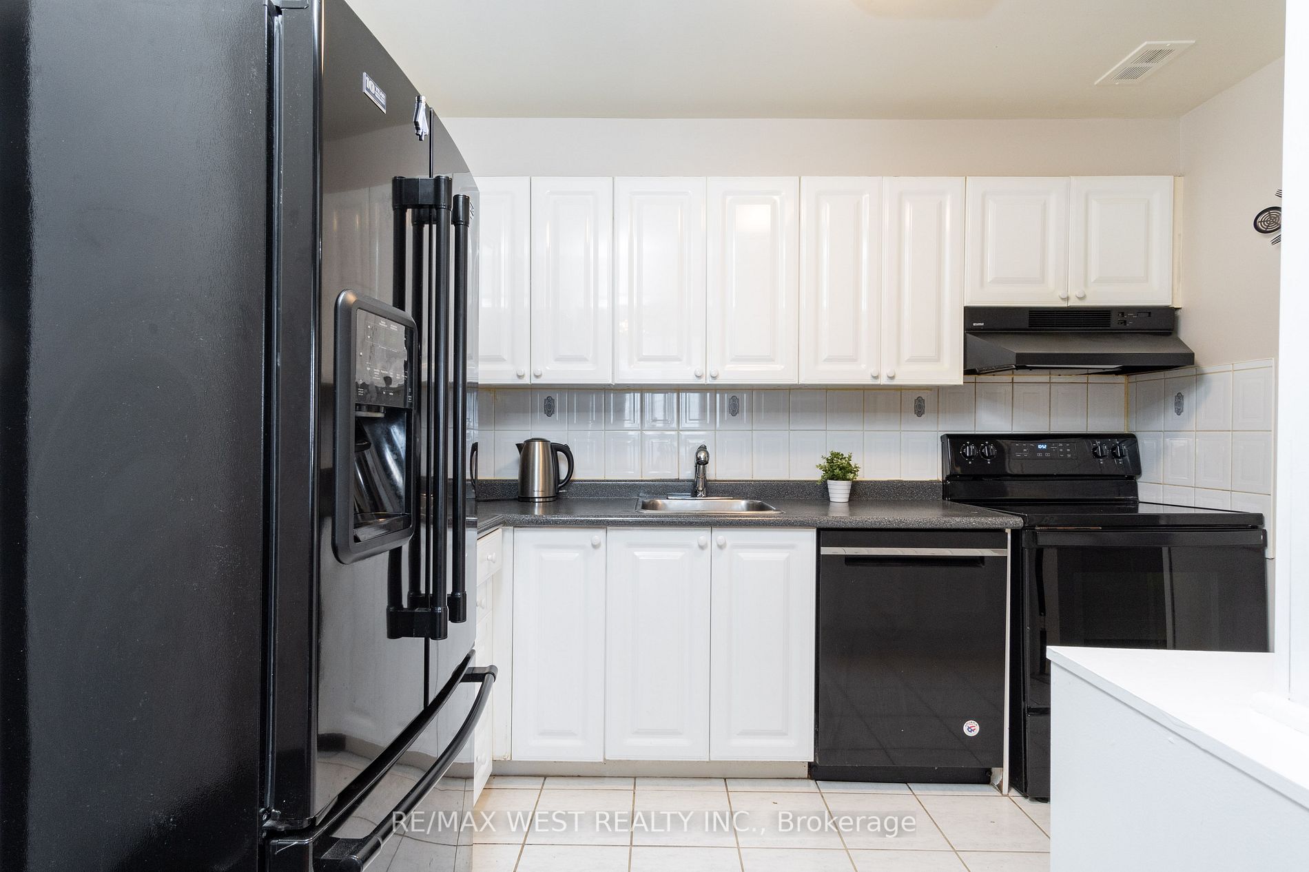 1320 Mississauga Valley Blvd, #1012