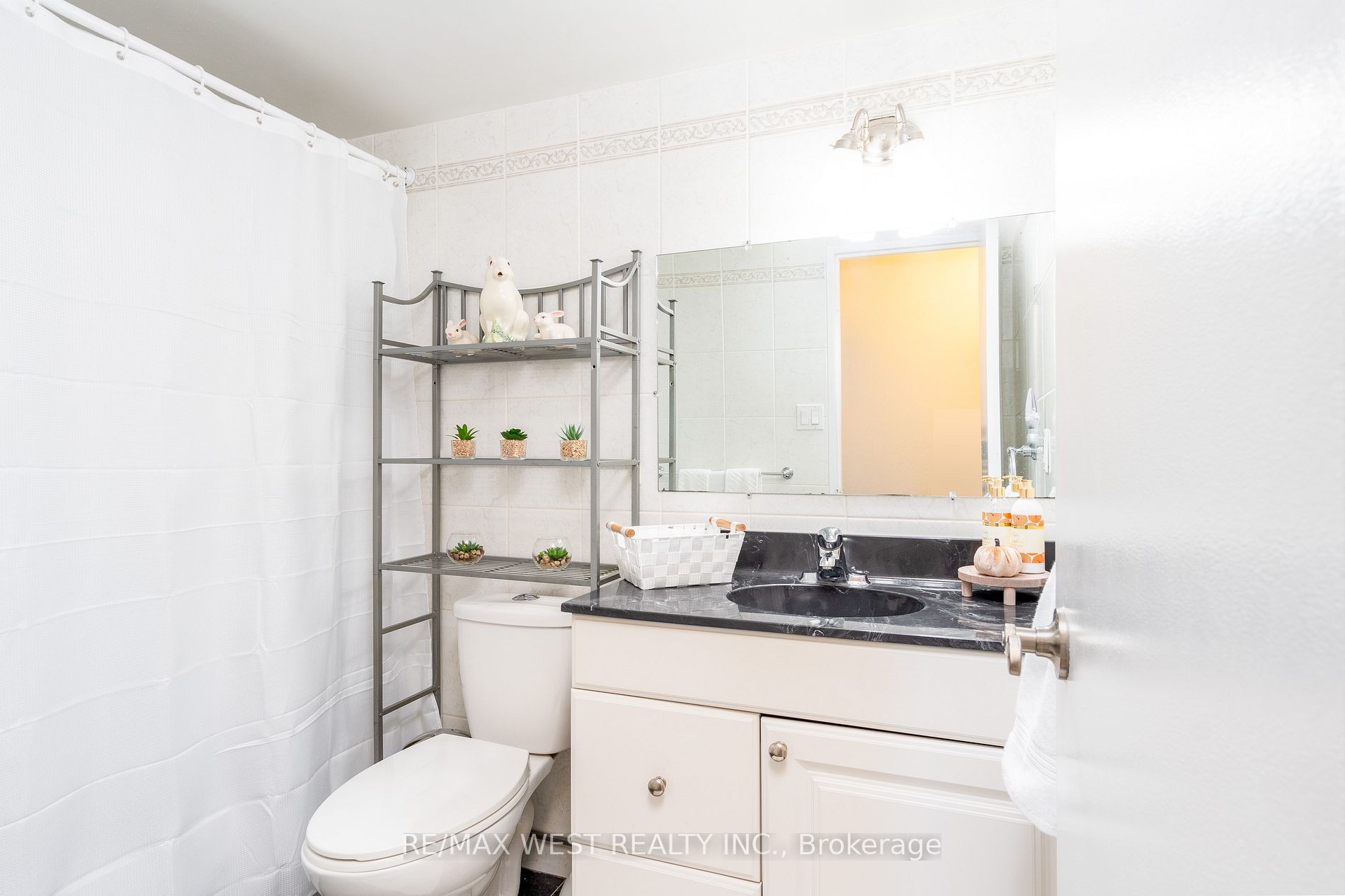 1320 Mississauga Valley Blvd, #1012