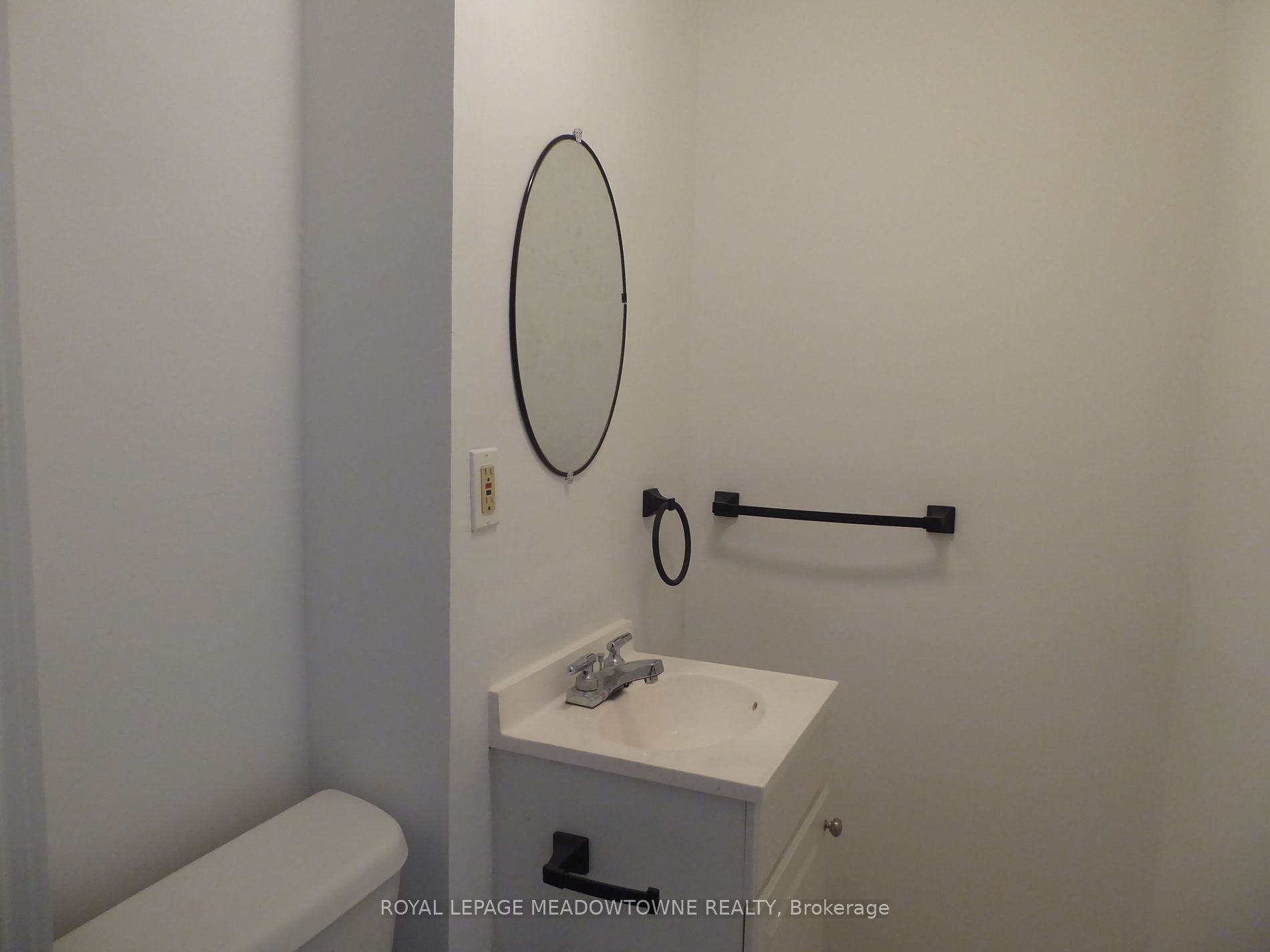 128 Guelph St, #2
