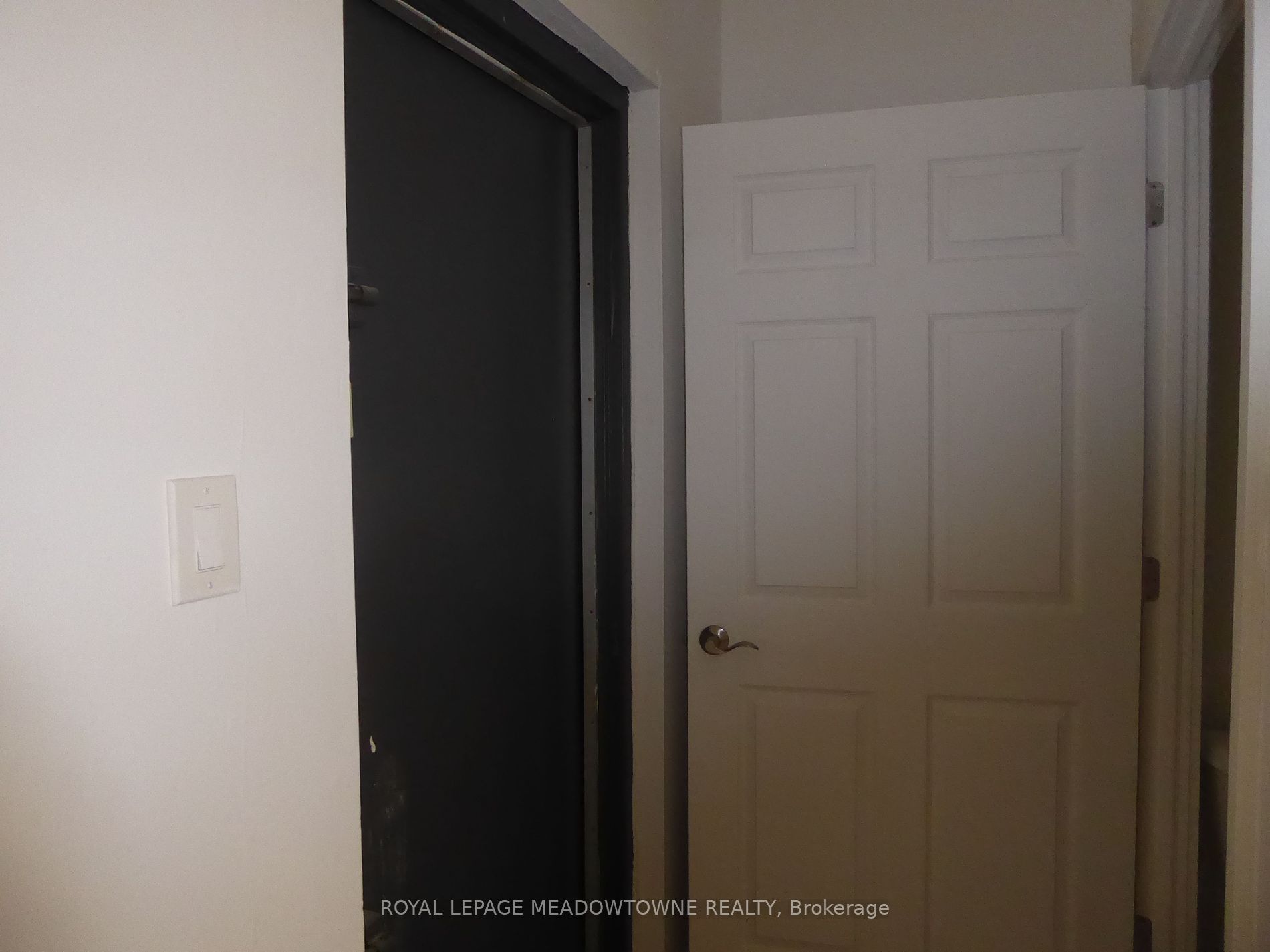 128 Guelph St, #2