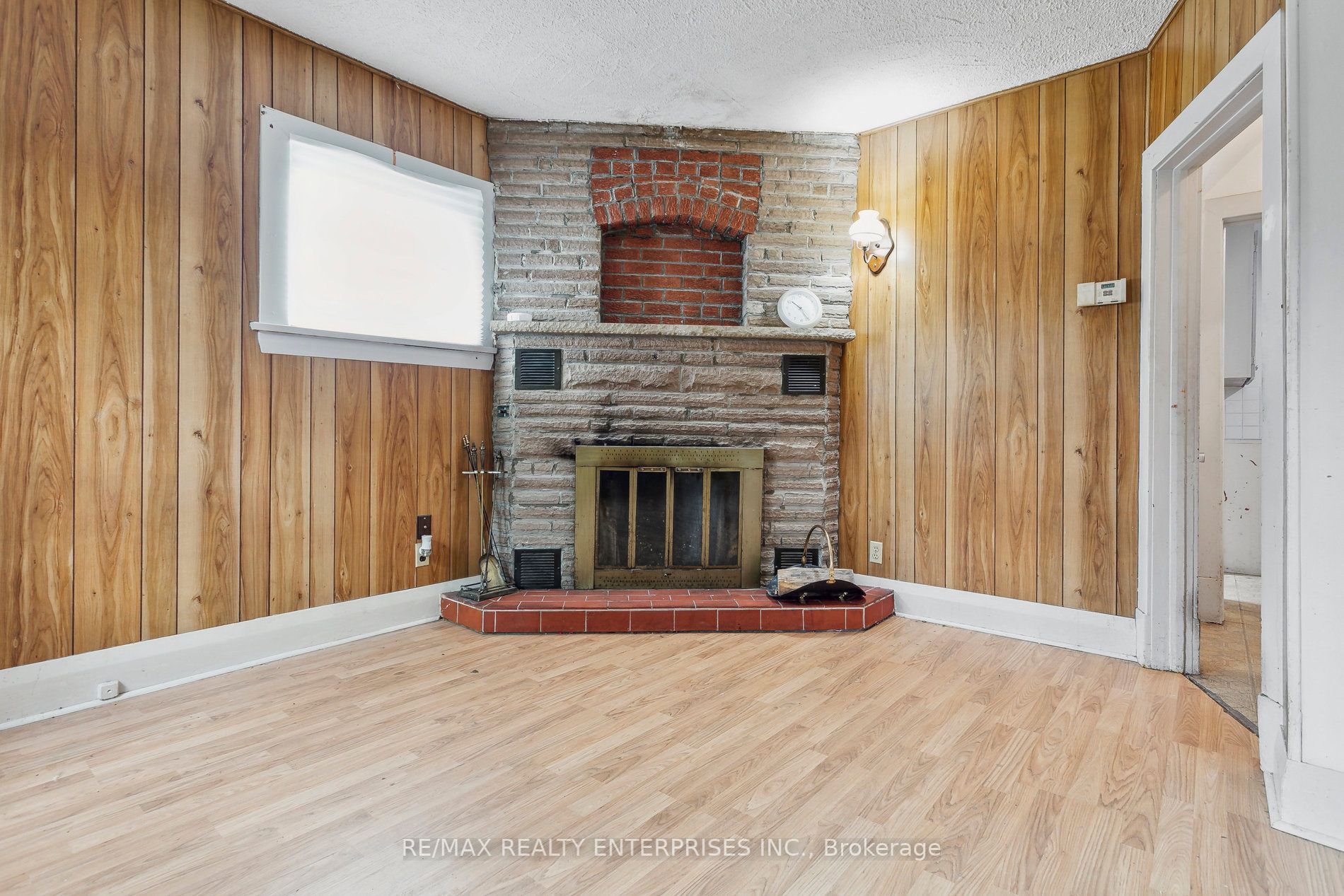 5 Lowes Ave