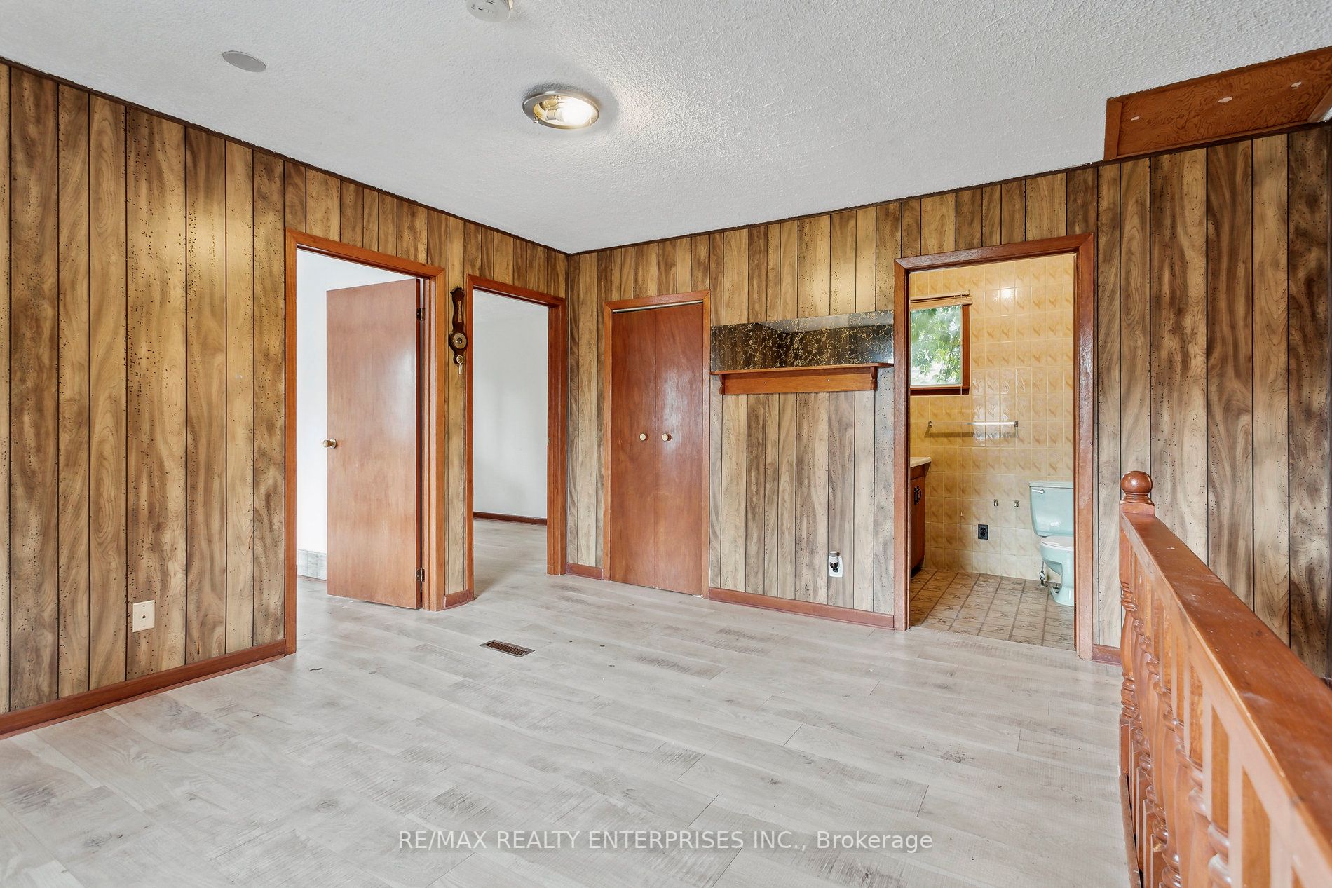 5 Lowes Ave