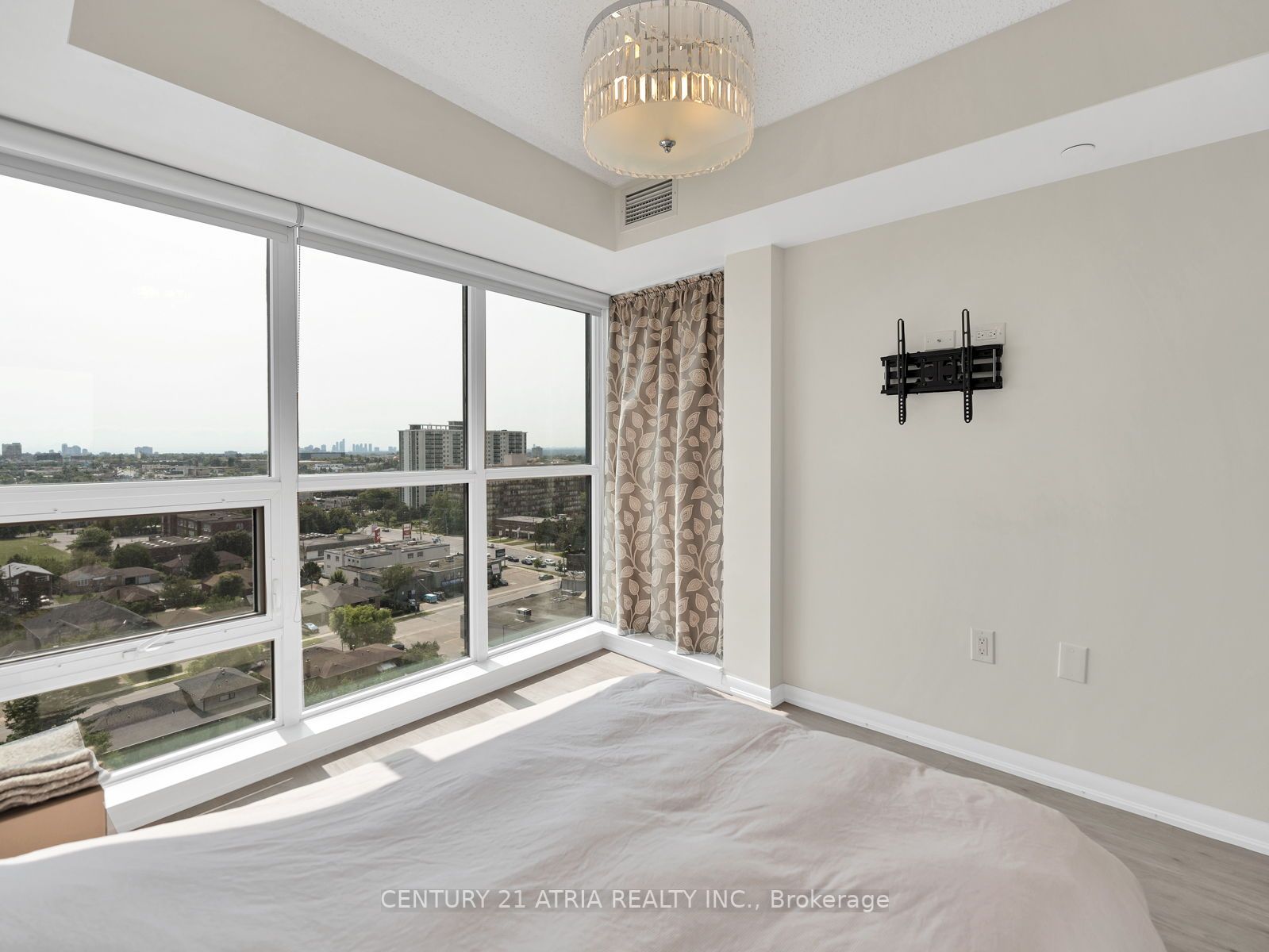 800 Lawrence Ave W, #1315
