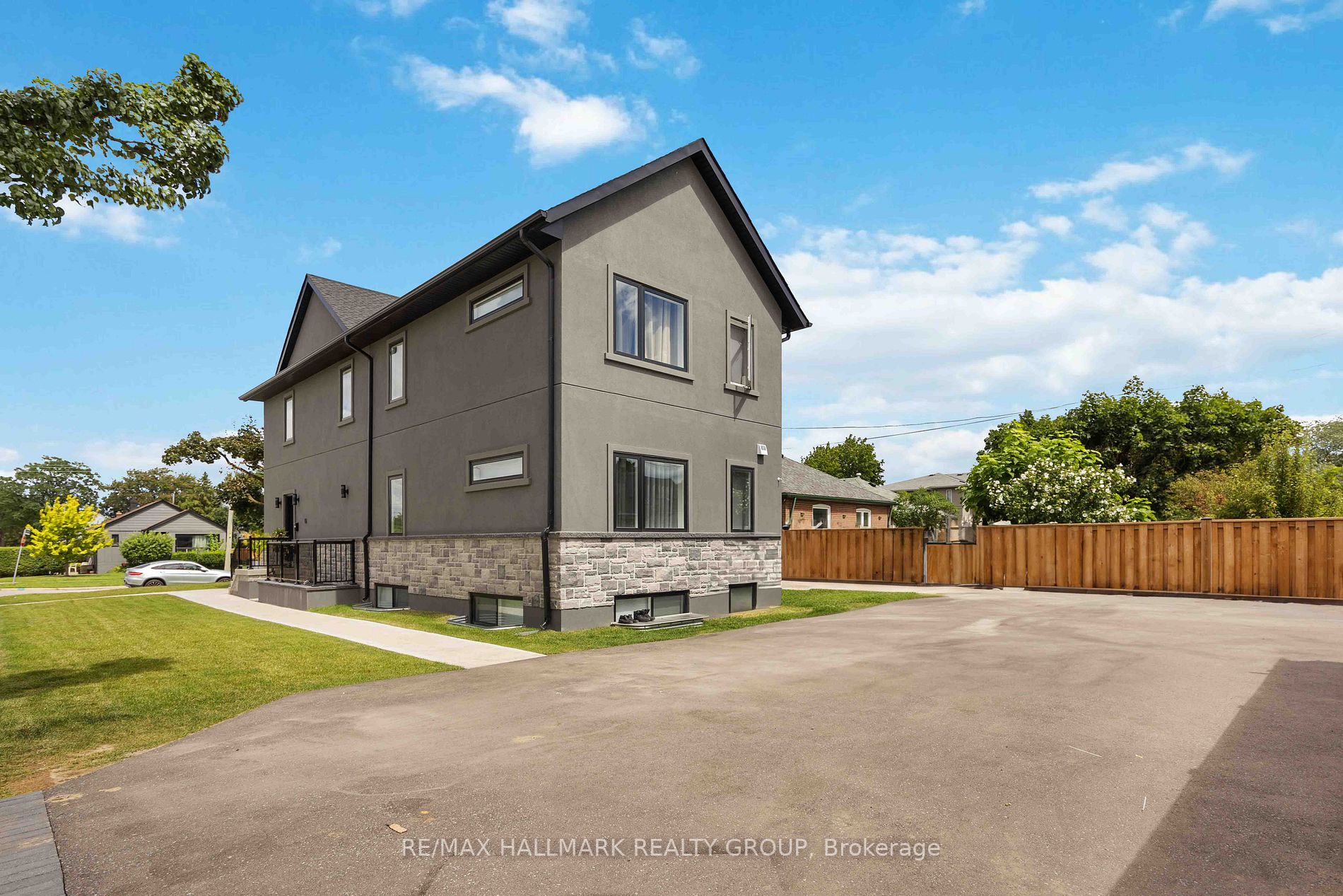 15 Burrard Road