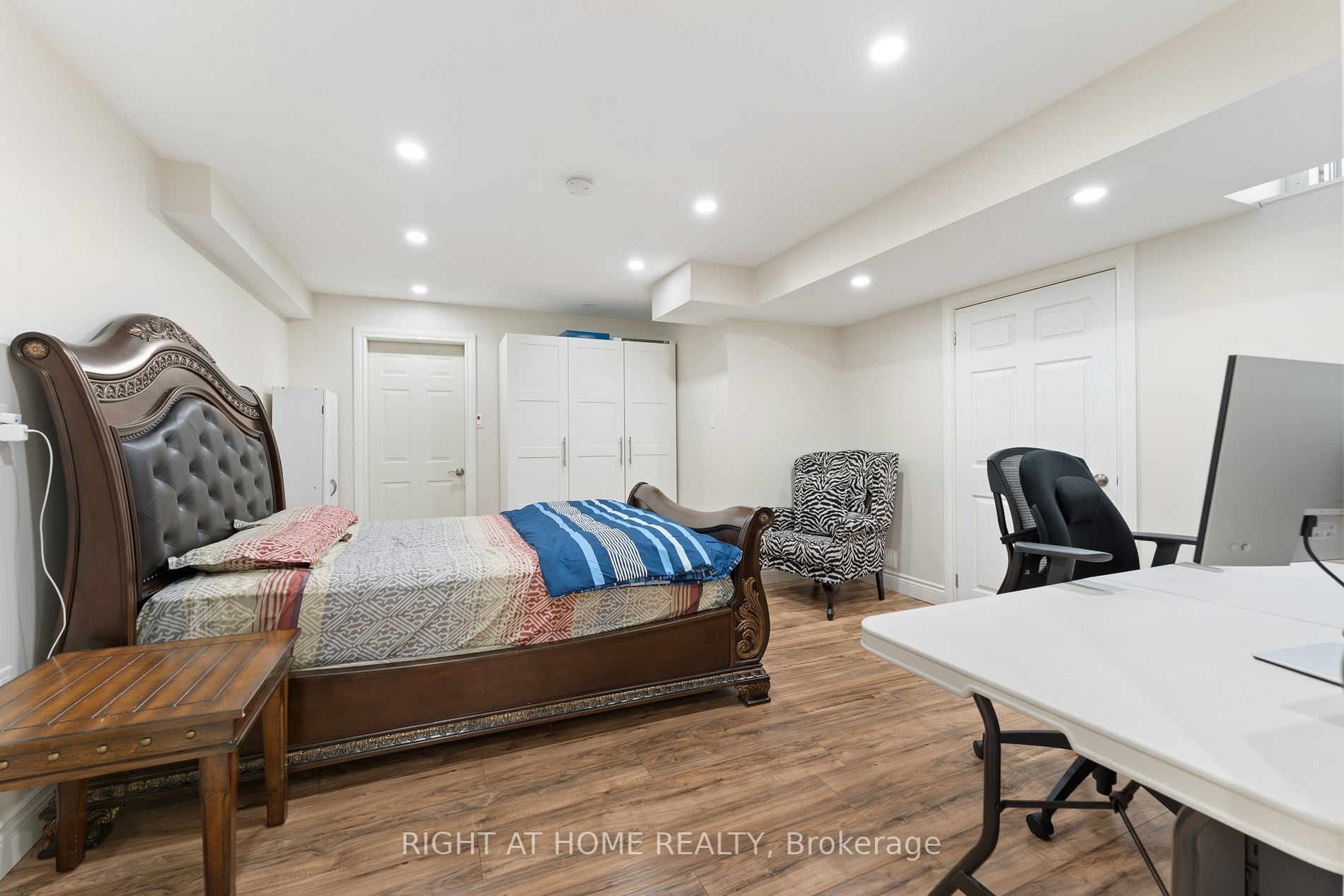 39 Heatherglen Dr