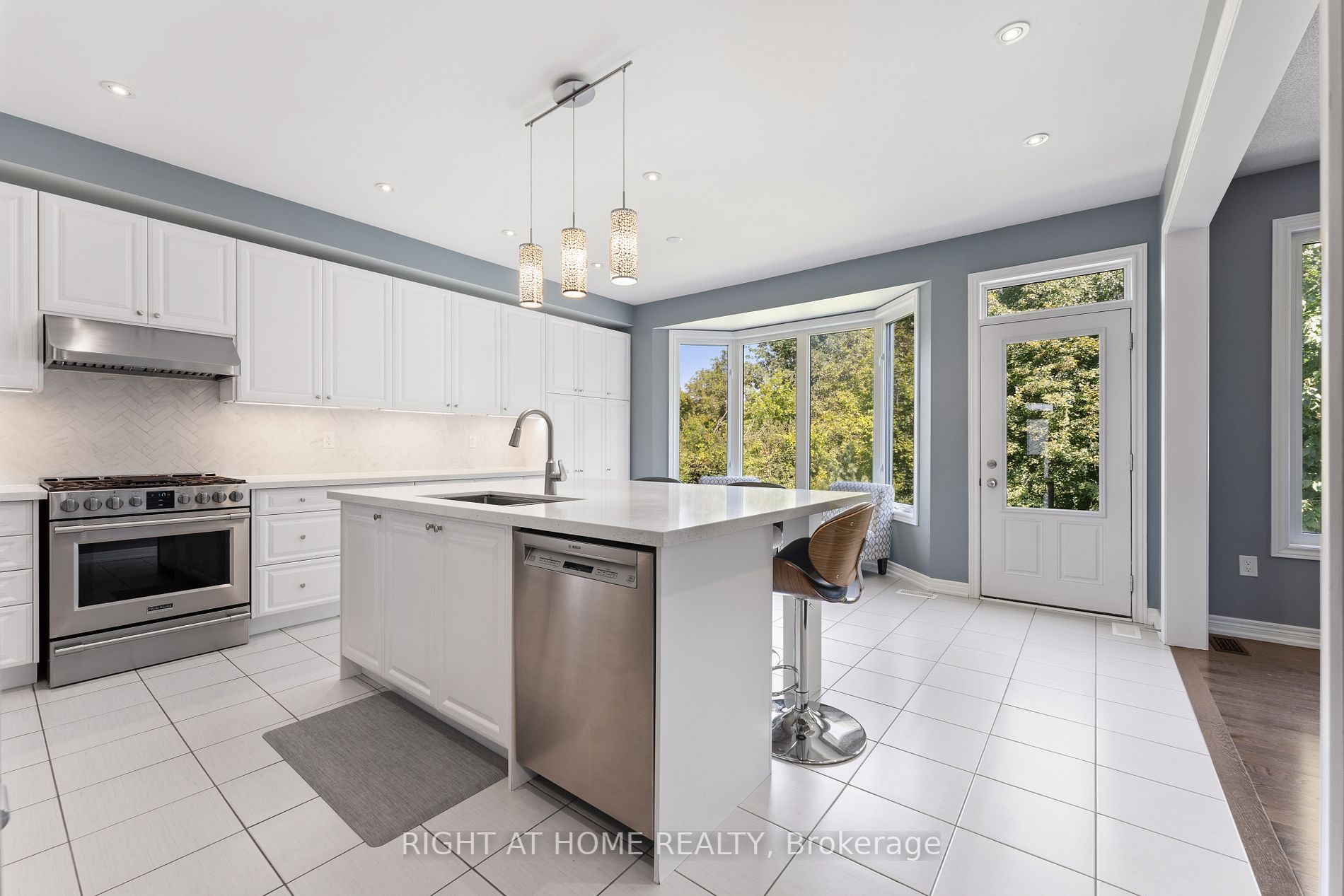 39 Heatherglen Dr