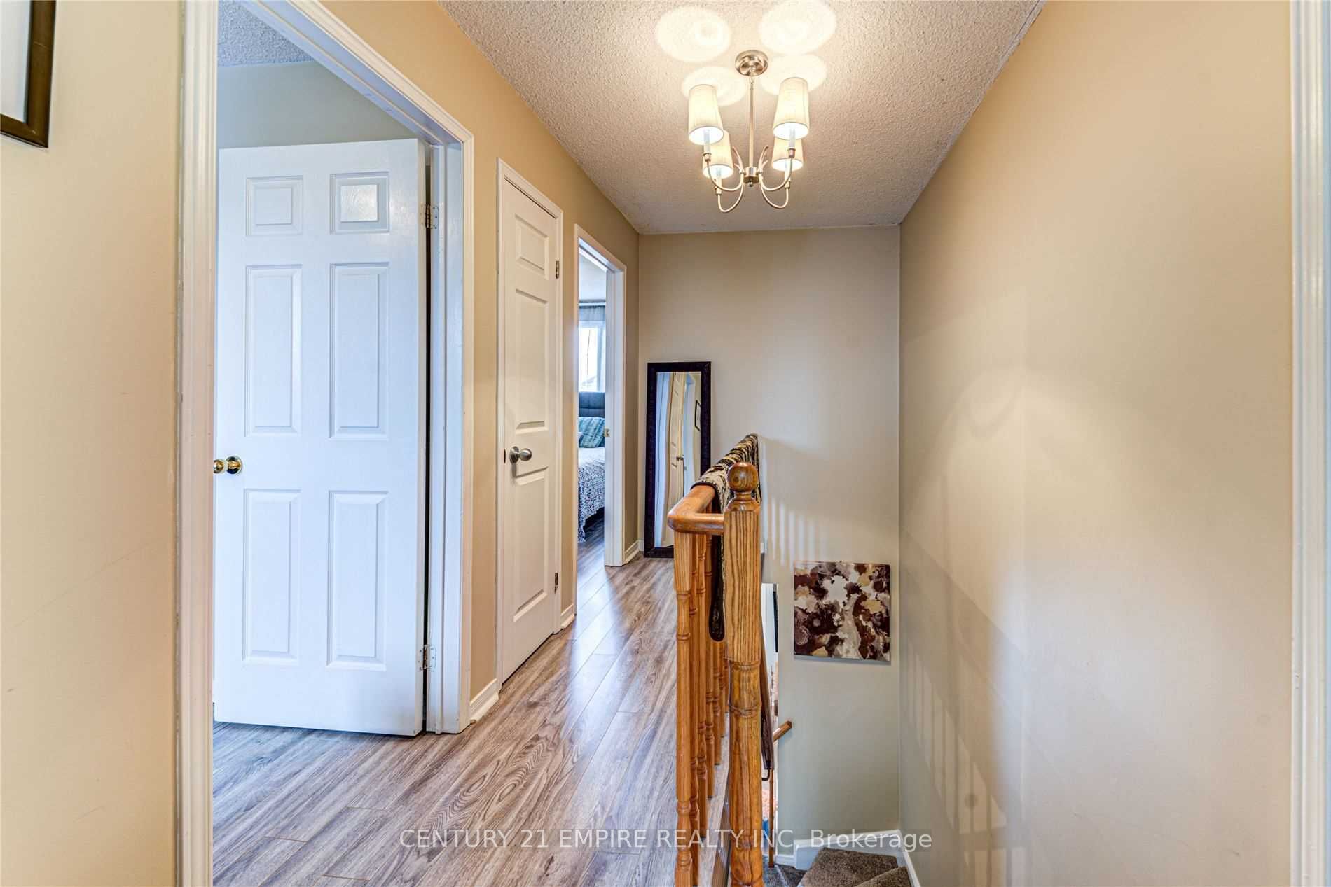 12 Fieldgate Drive