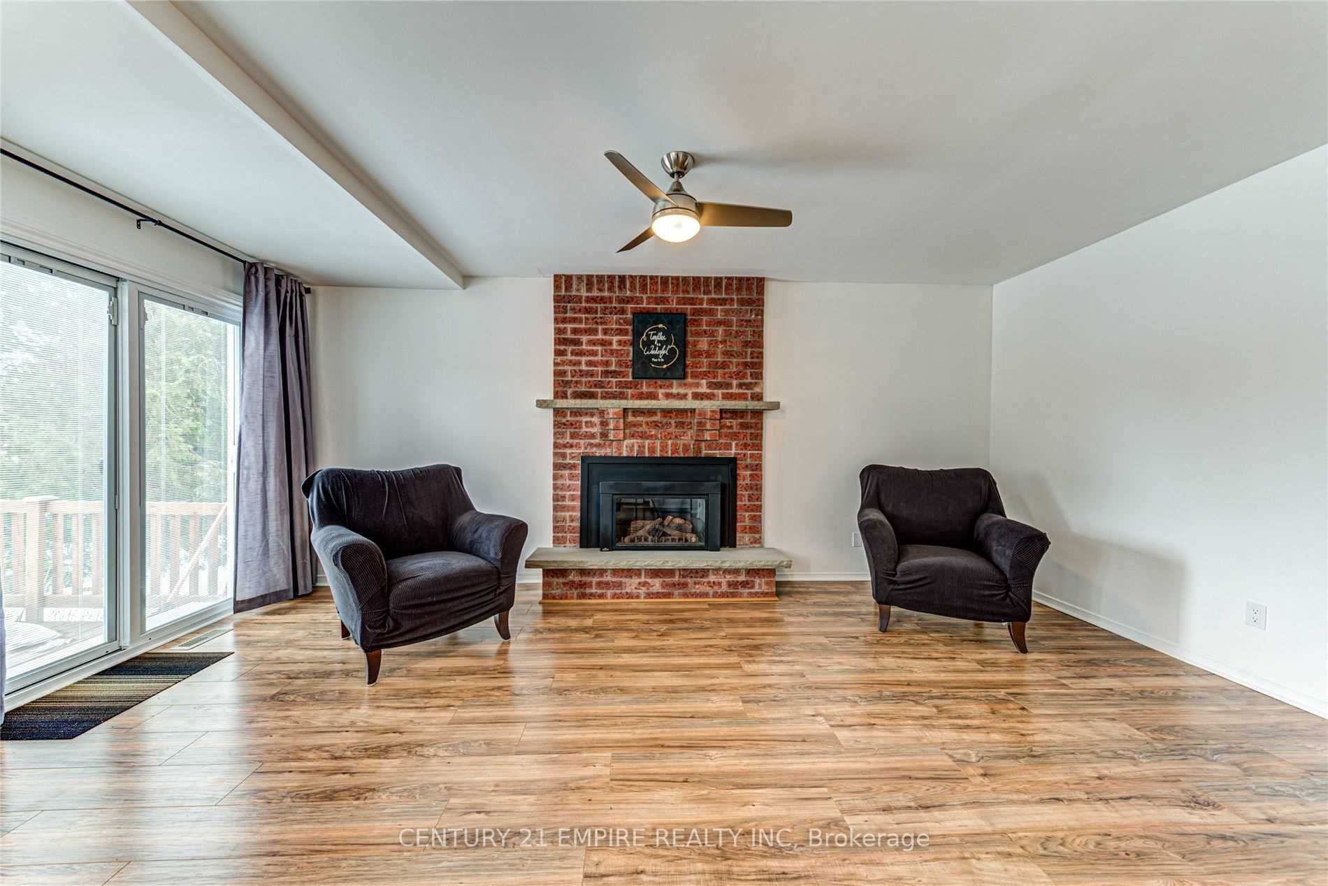 12 Fieldgate Drive