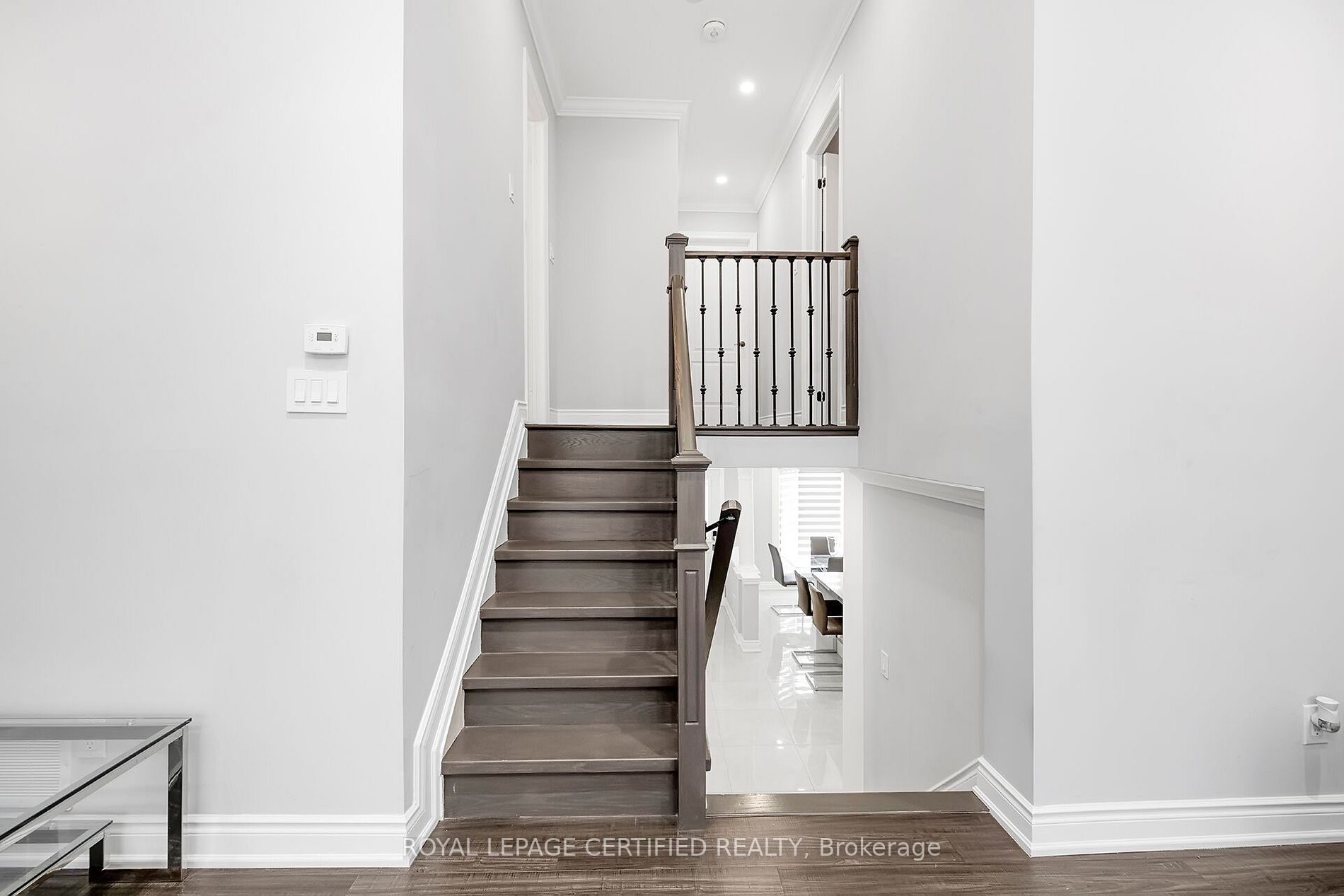 6A Carter Dr