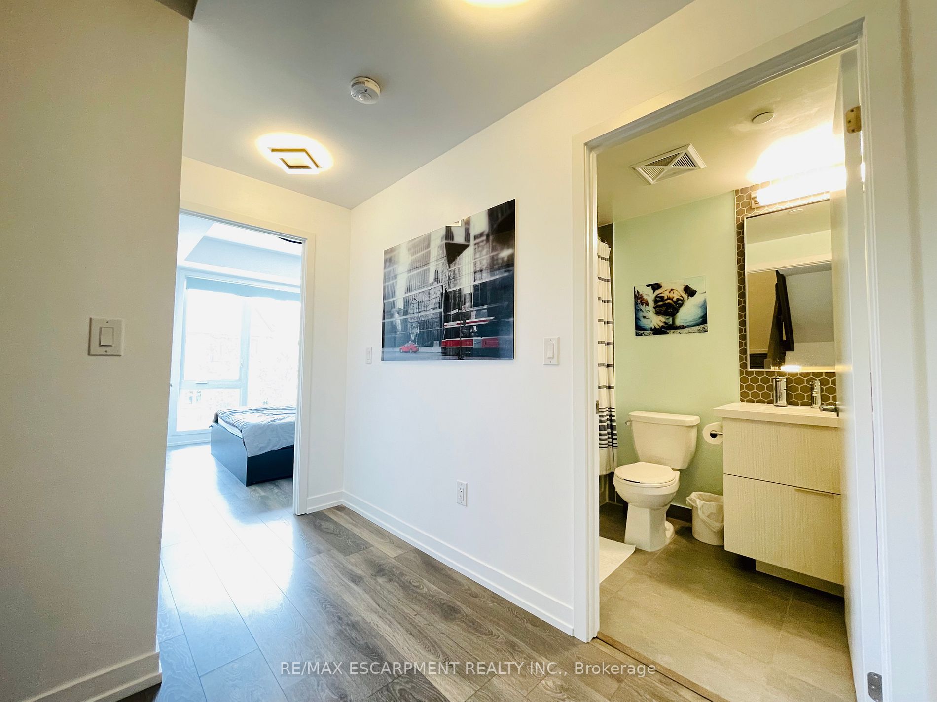 2530 Eglinton Ave W, #109