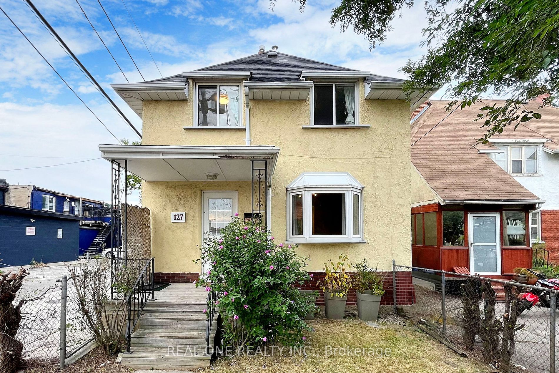 127 Eighth St