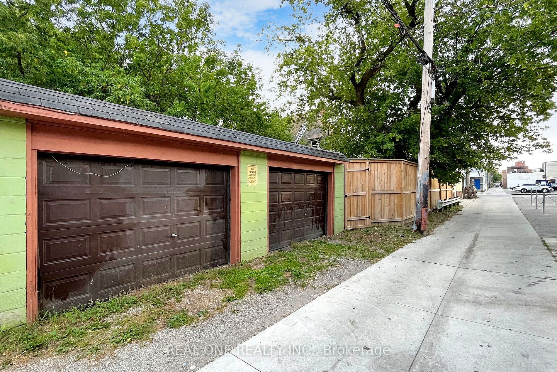 127 Eighth St