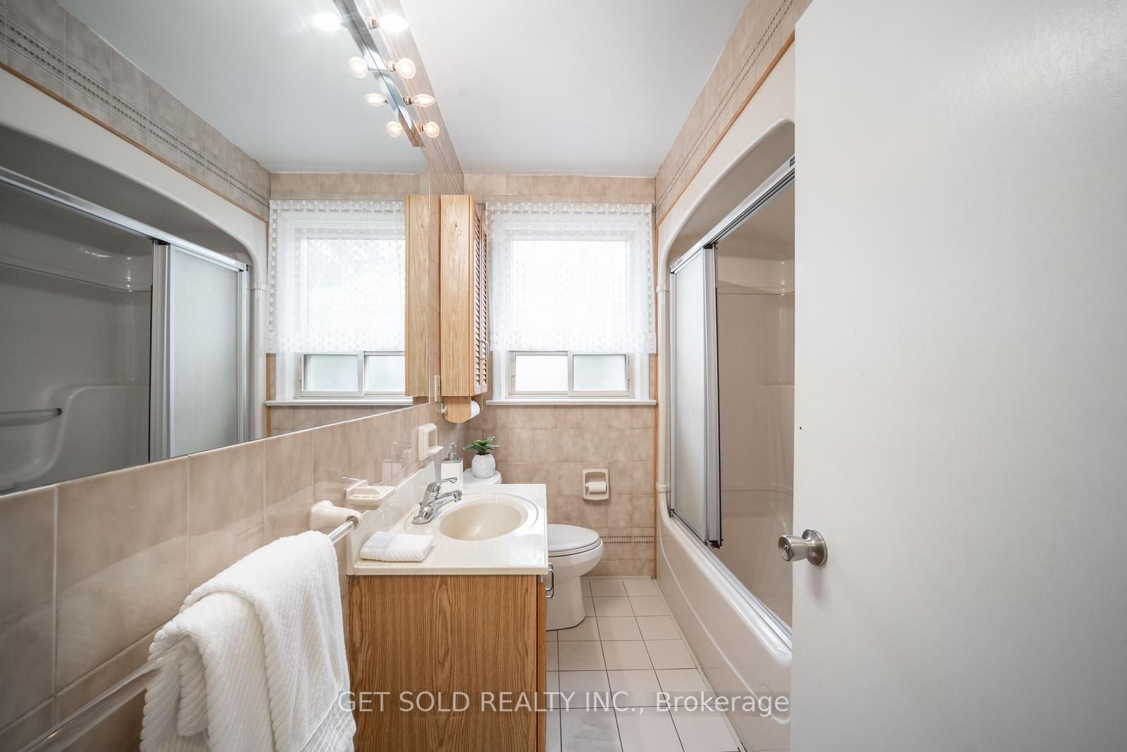 Listing W6800186 - Large Photo # 16