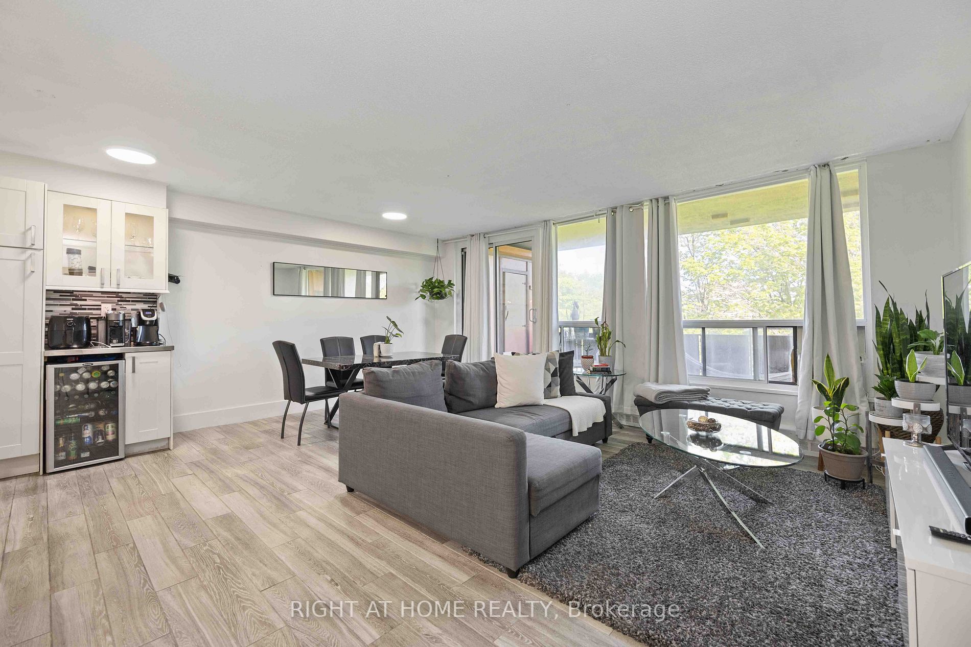 15 London Green Crt, #509