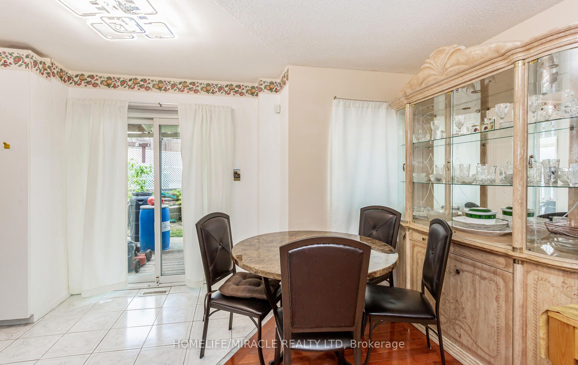 59 Cranberry Cres