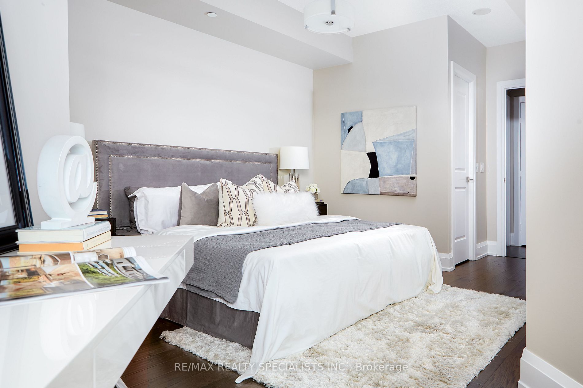 1 Old Mill Dr, #231