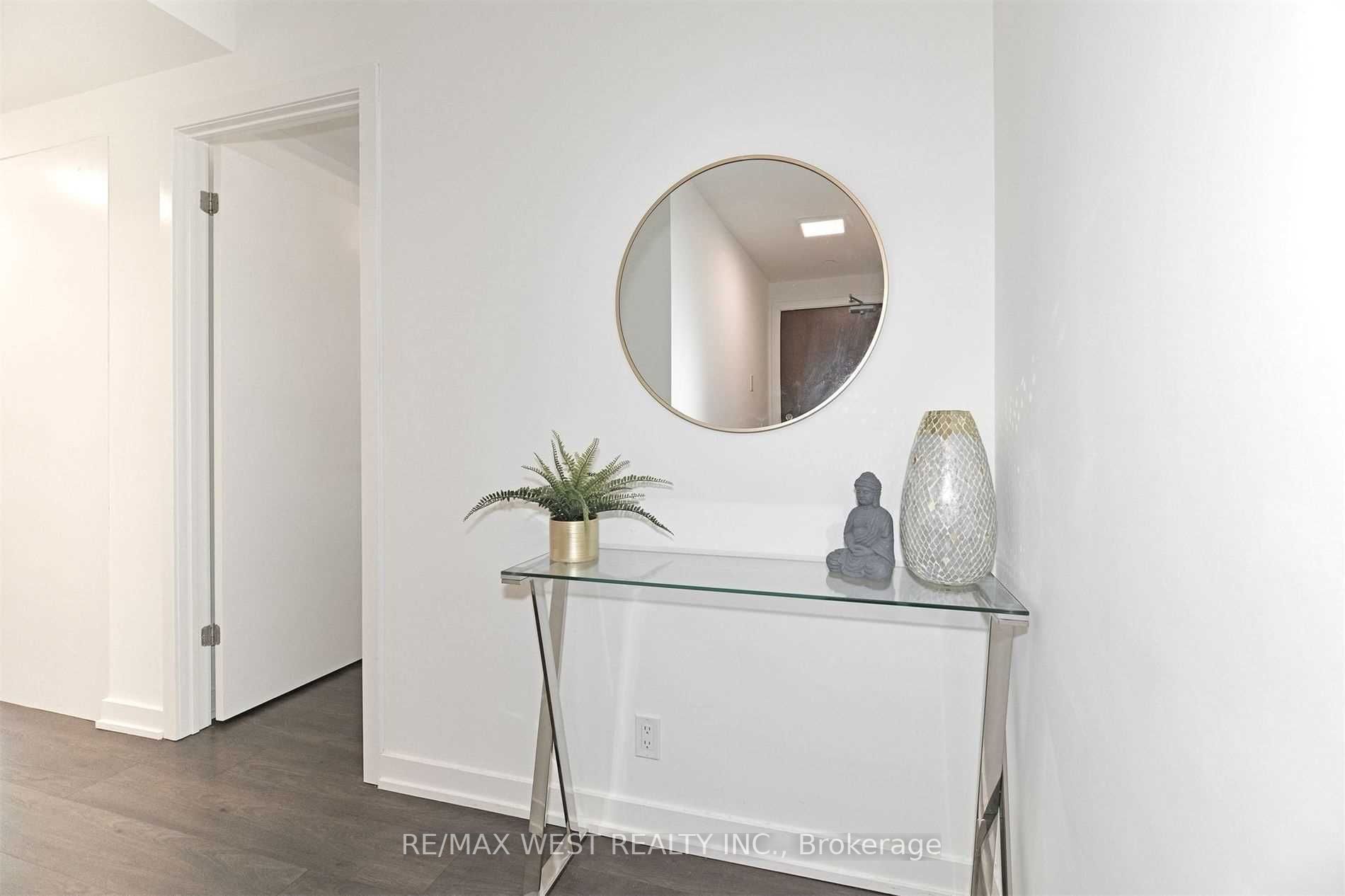 2212 Lake Shore Boulevard W, #506