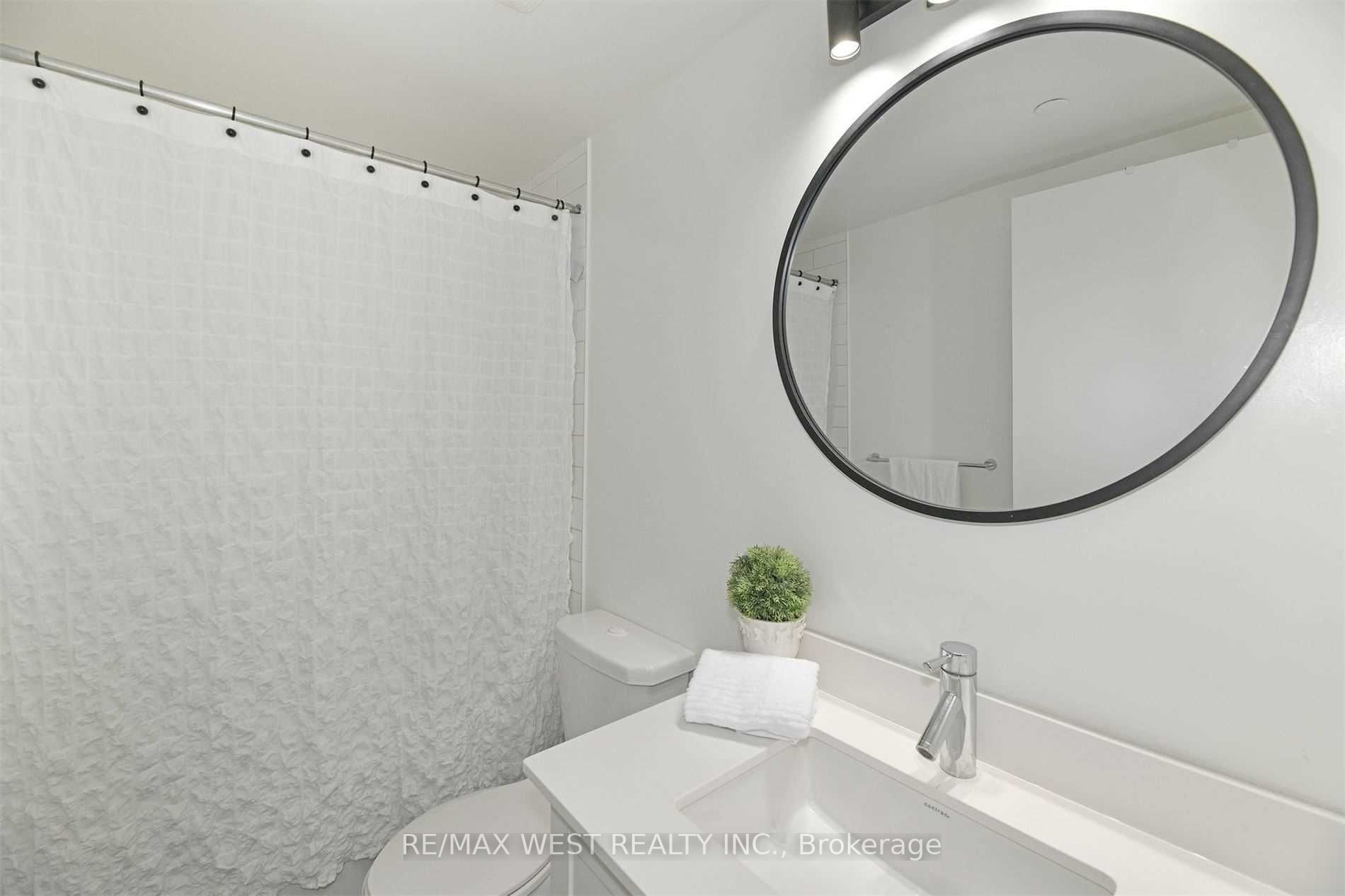 2212 Lake Shore Boulevard W, #506
