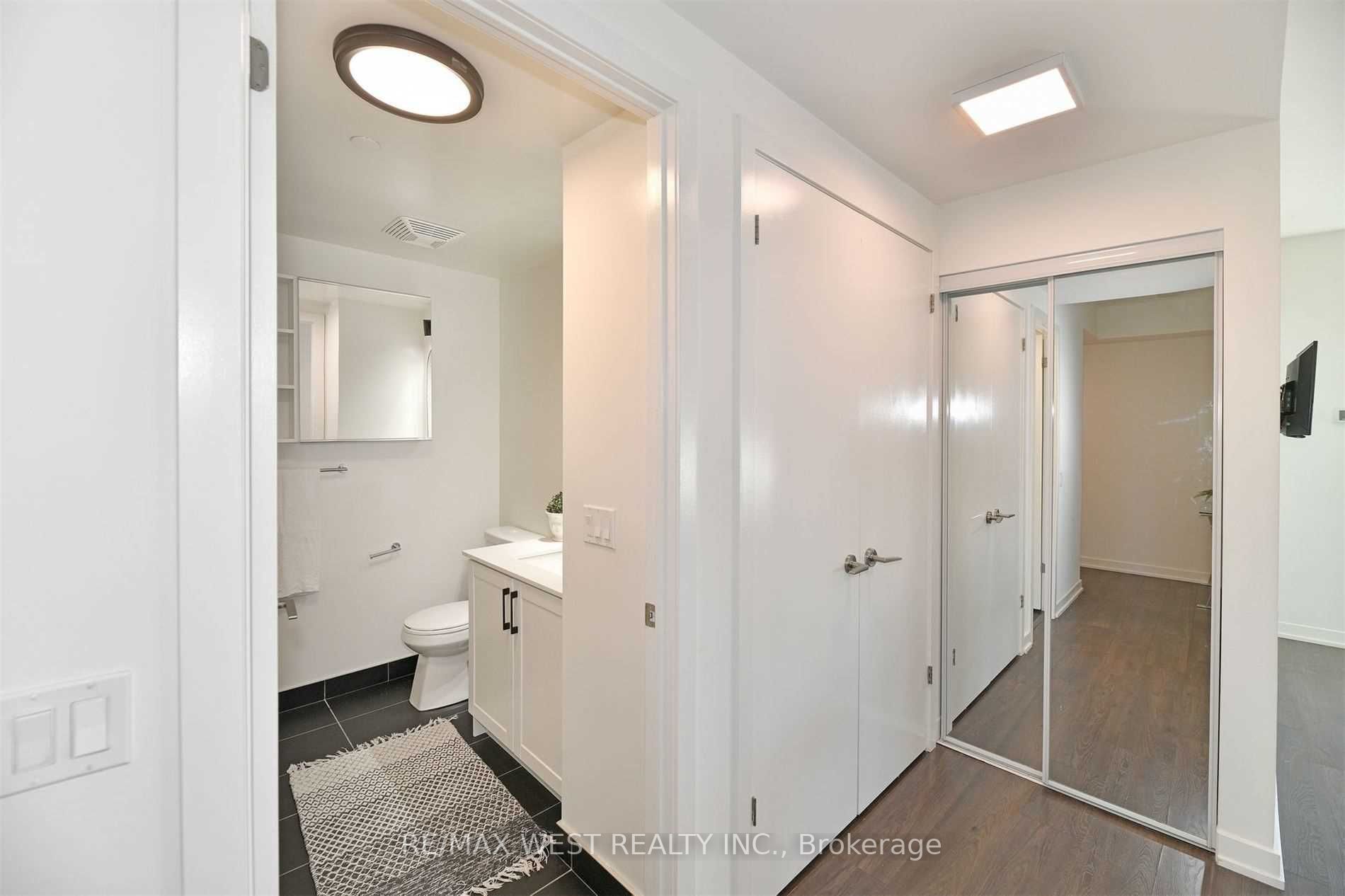2212 Lake Shore Boulevard W, #506