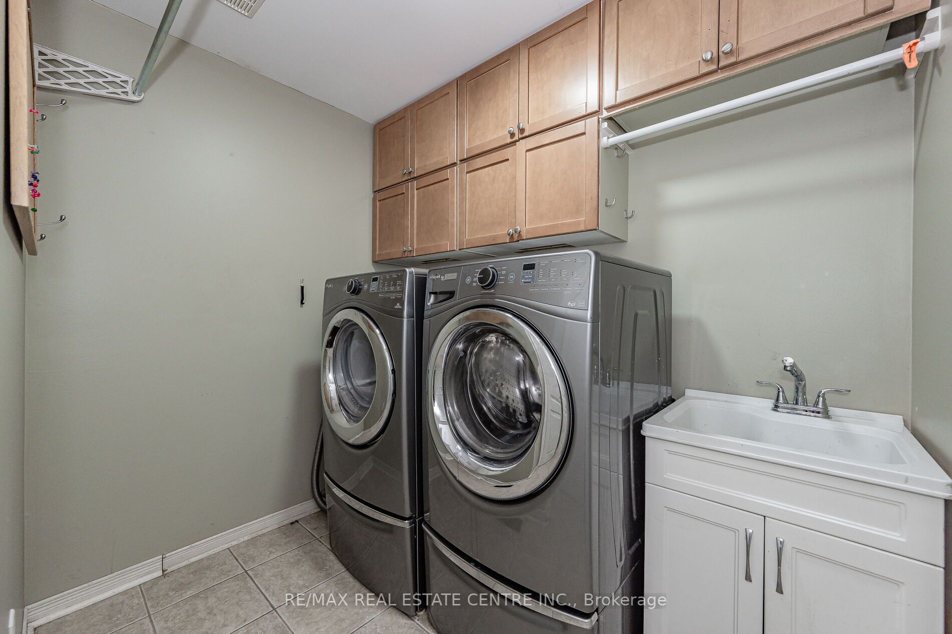 34 Dovergreen Dr