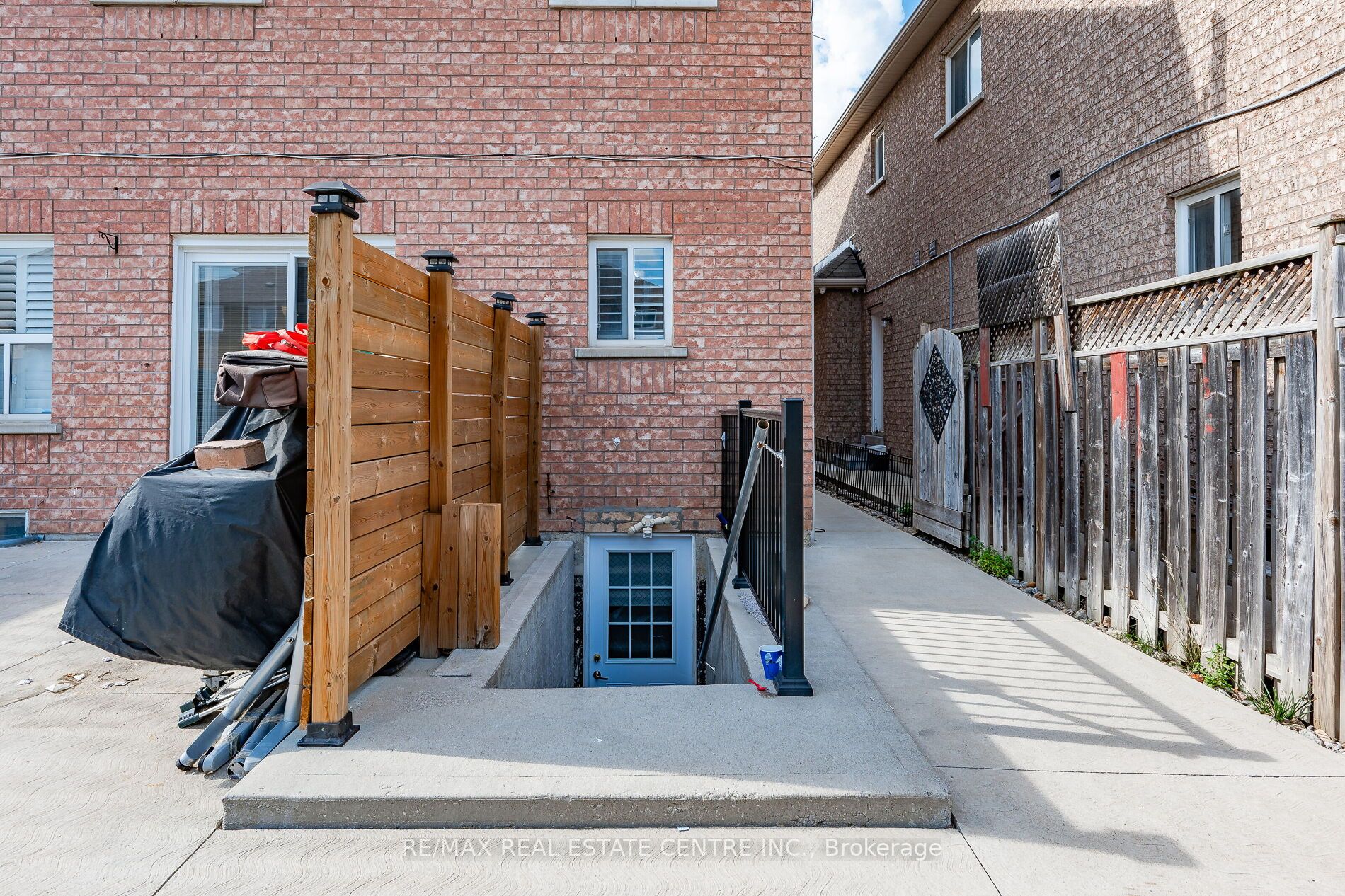 34 Dovergreen Dr