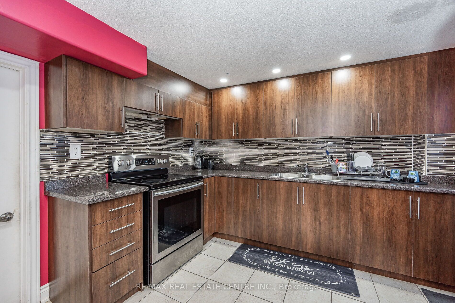 34 Dovergreen Dr