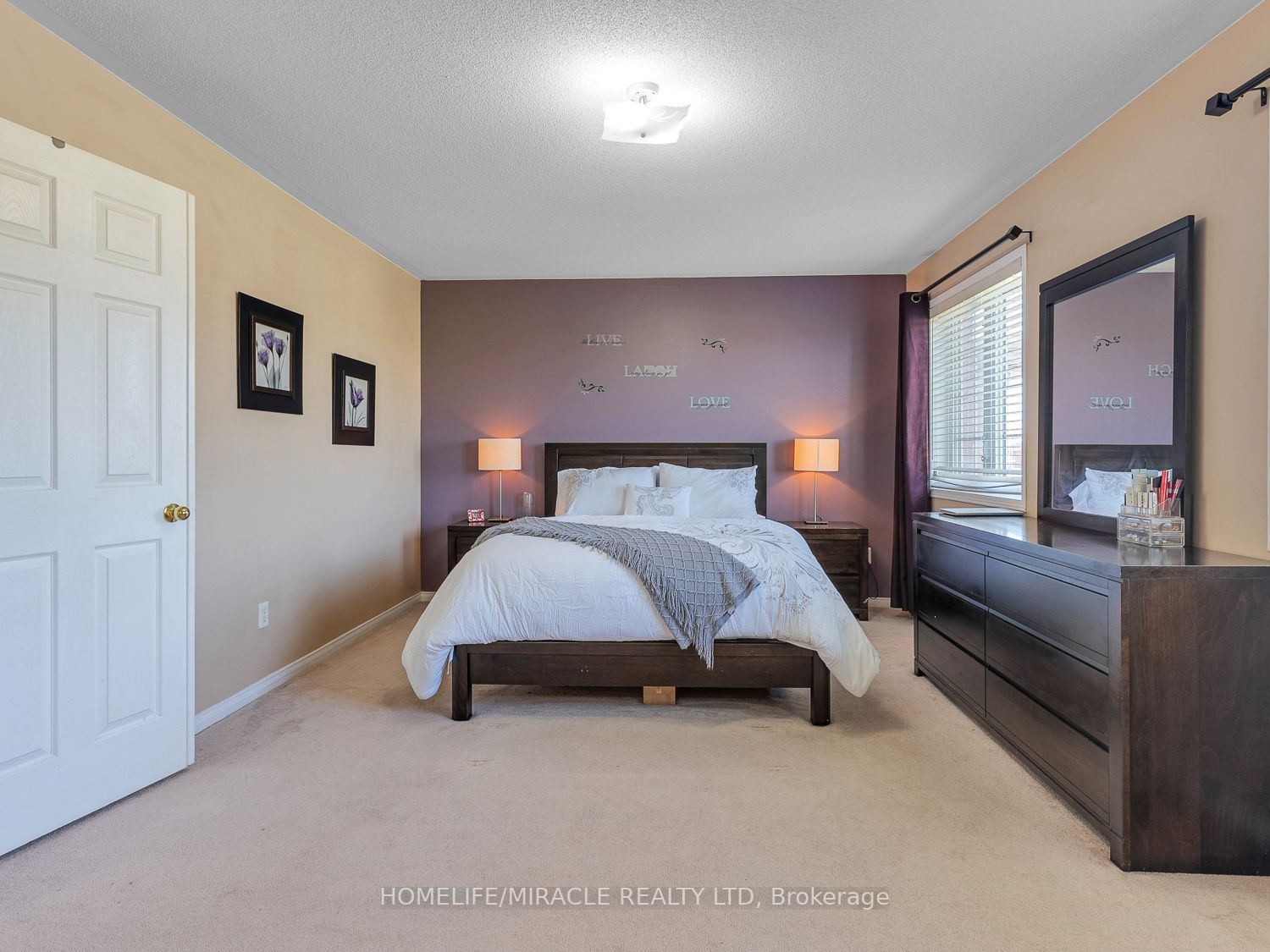 22 Owens Rd
