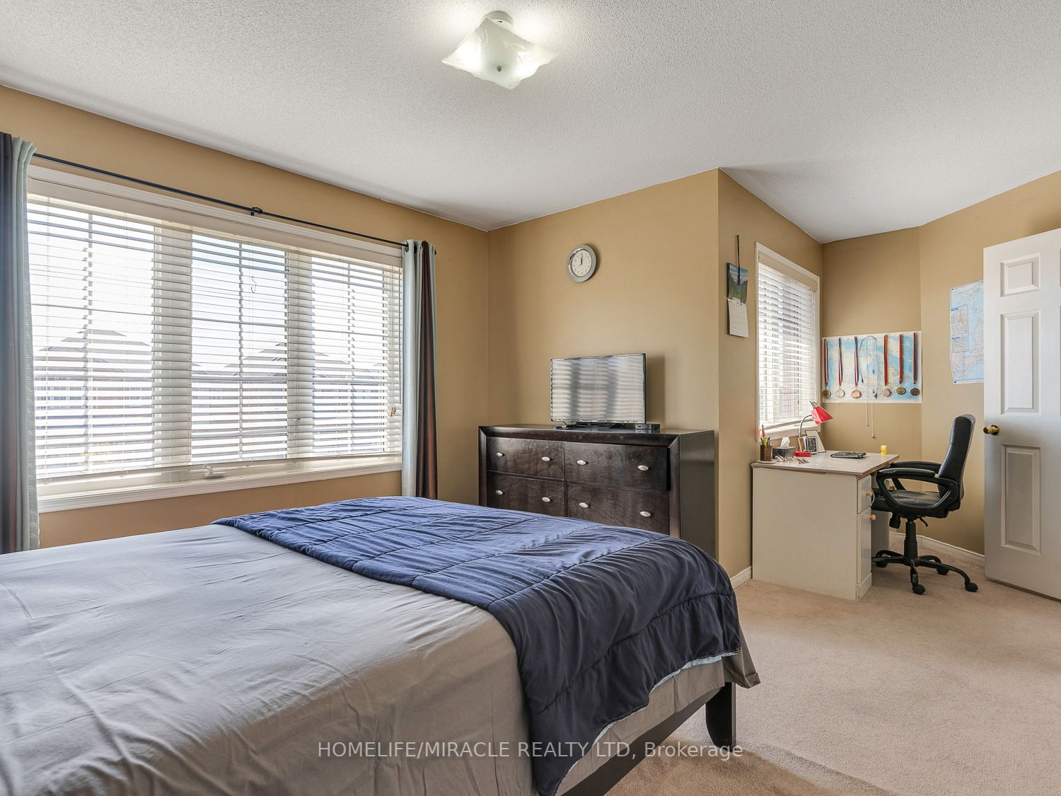 22 Owens Rd