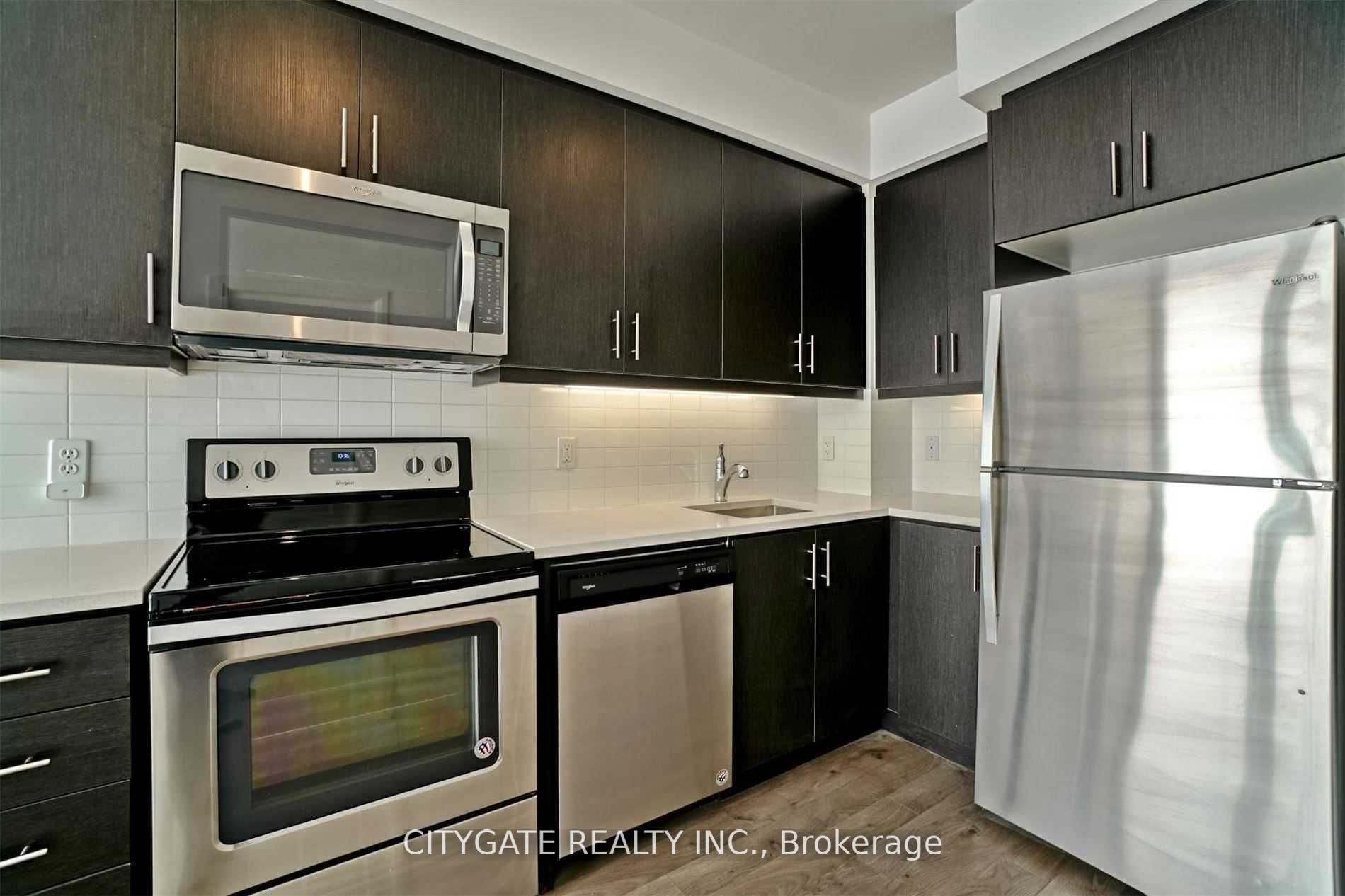 17 Zorra St, #1607