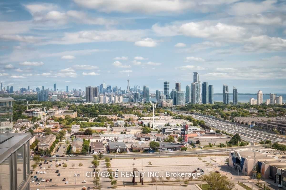 17 Zorra St, #1607