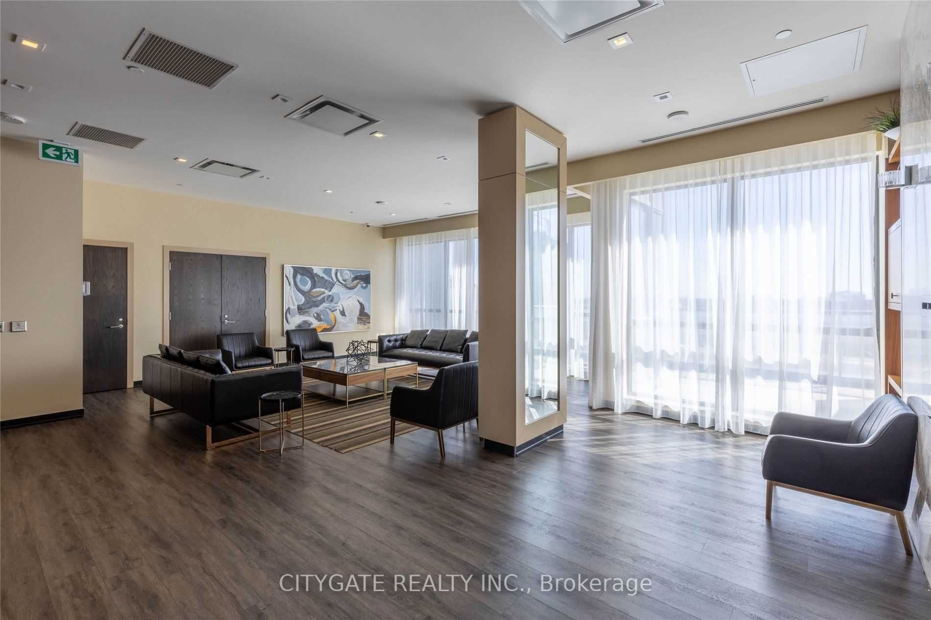 17 Zorra St, #1607