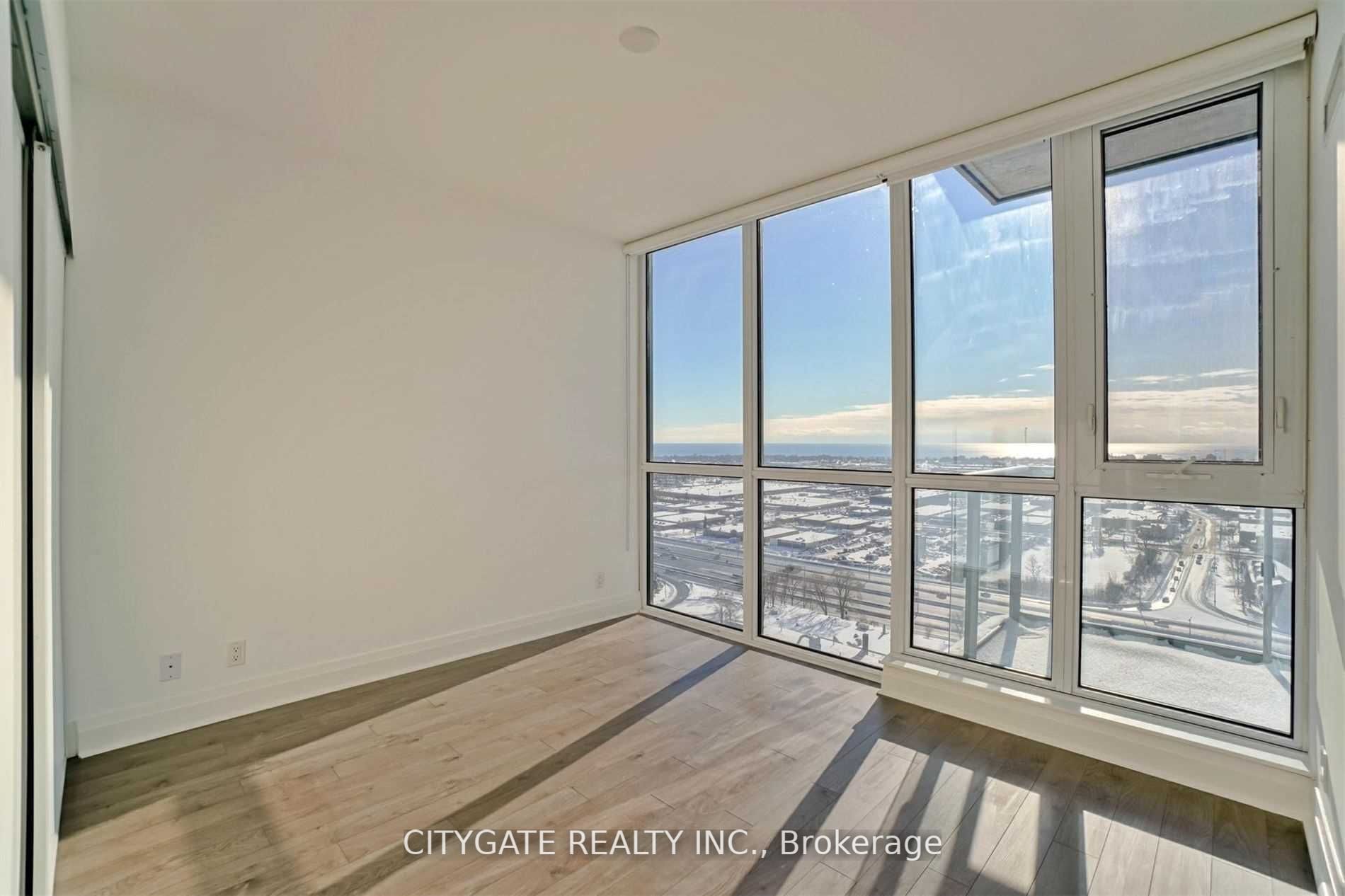 17 Zorra St, #1607