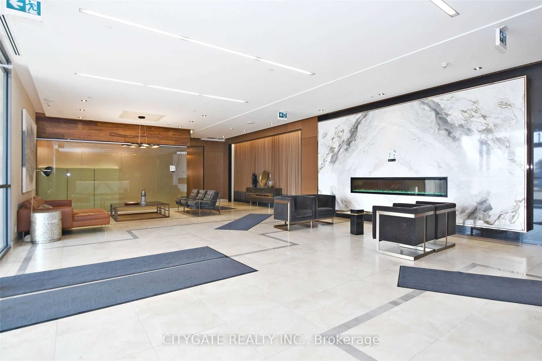 17 Zorra St, #1607