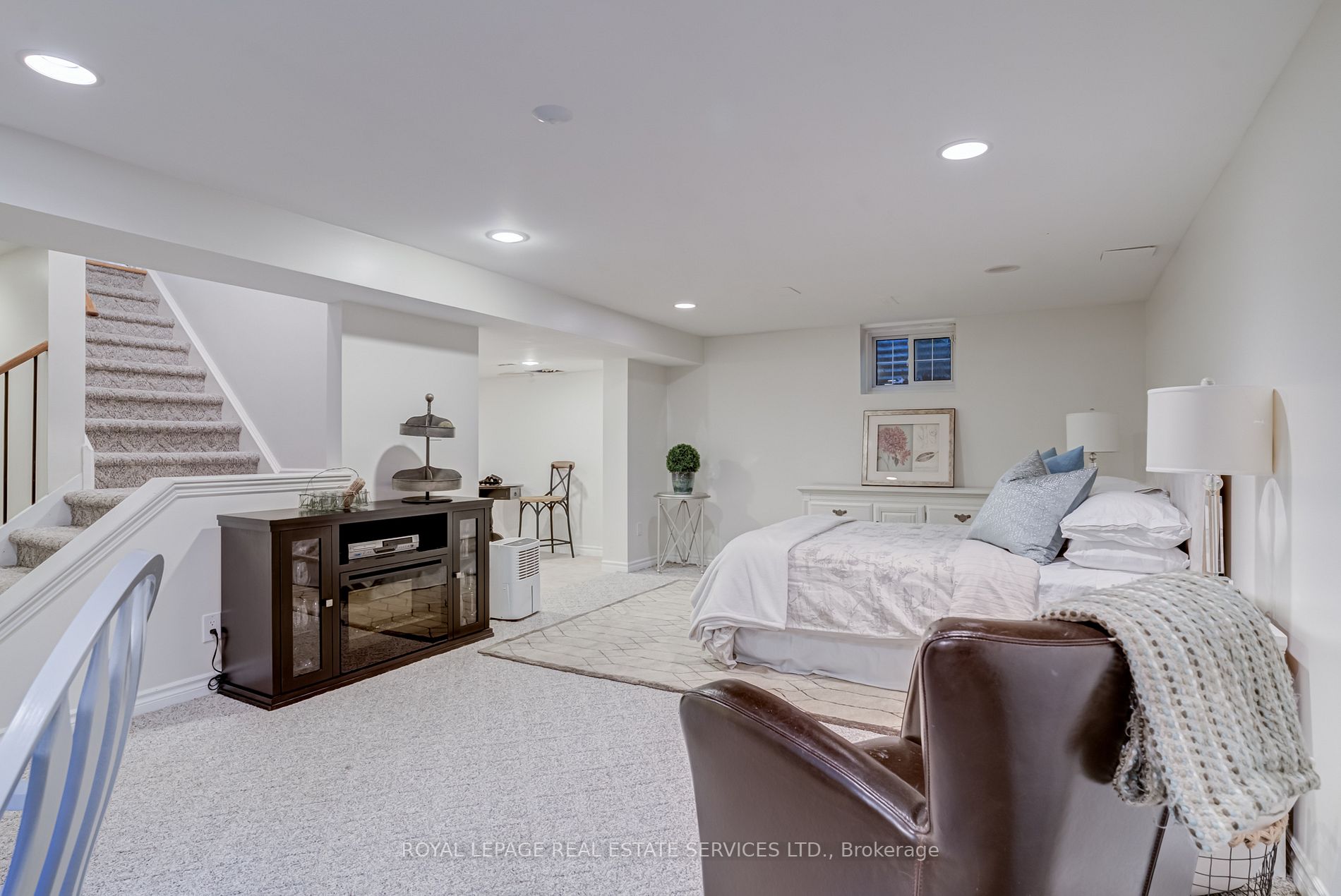 1123 Fair Birch Dr