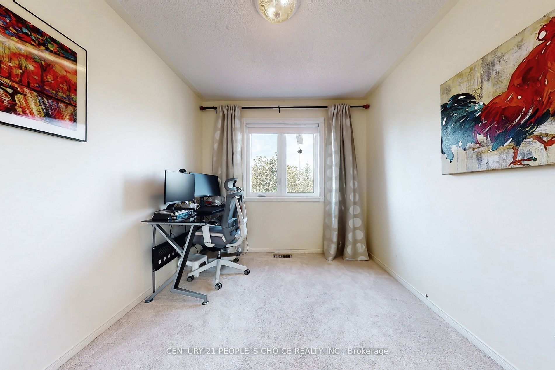 880 Delgado Dr