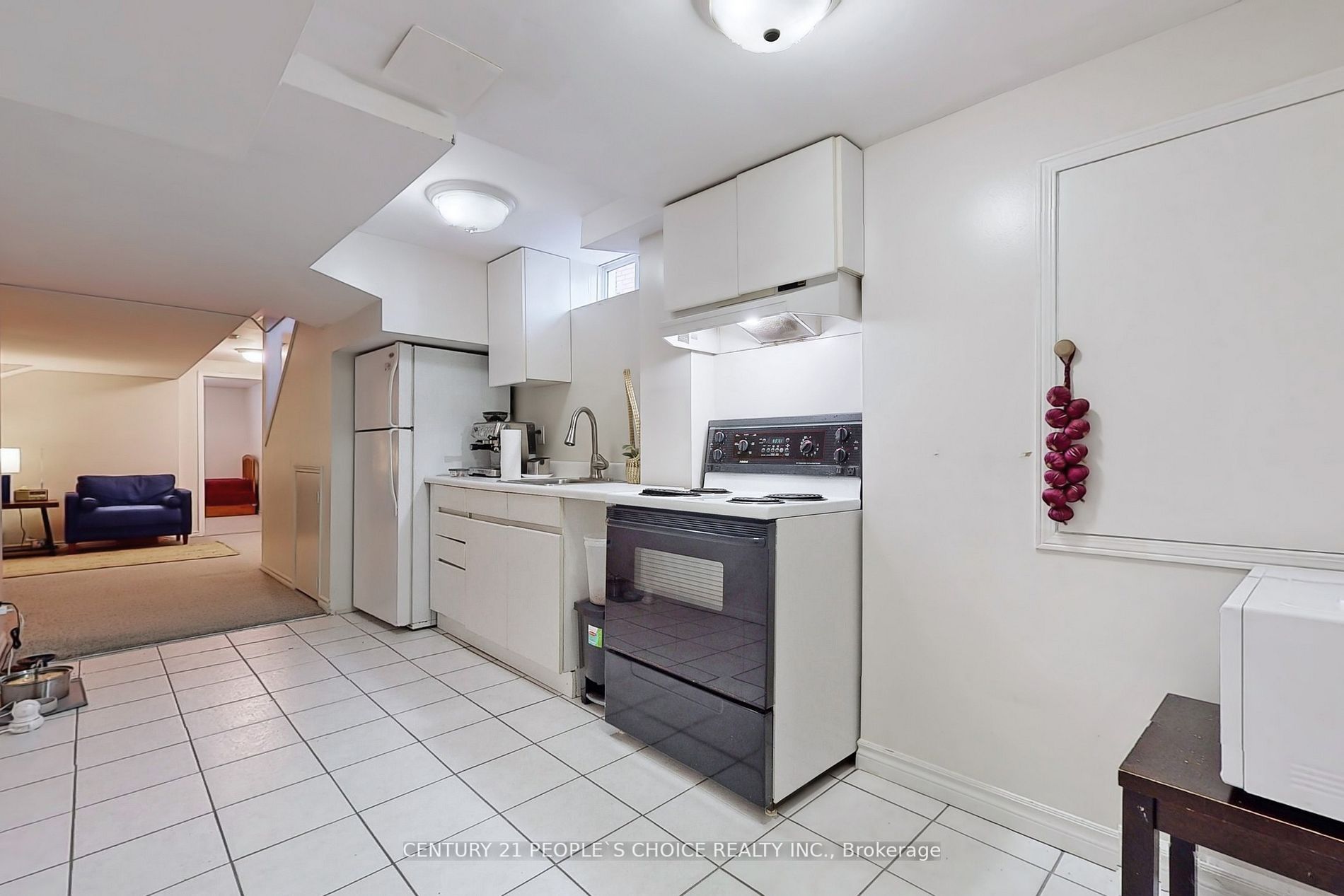 880 Delgado Dr