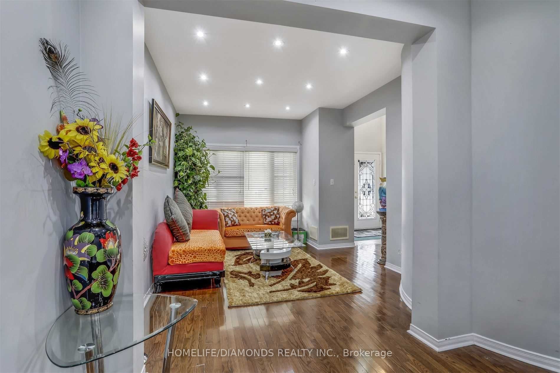 5 Conklin Dr