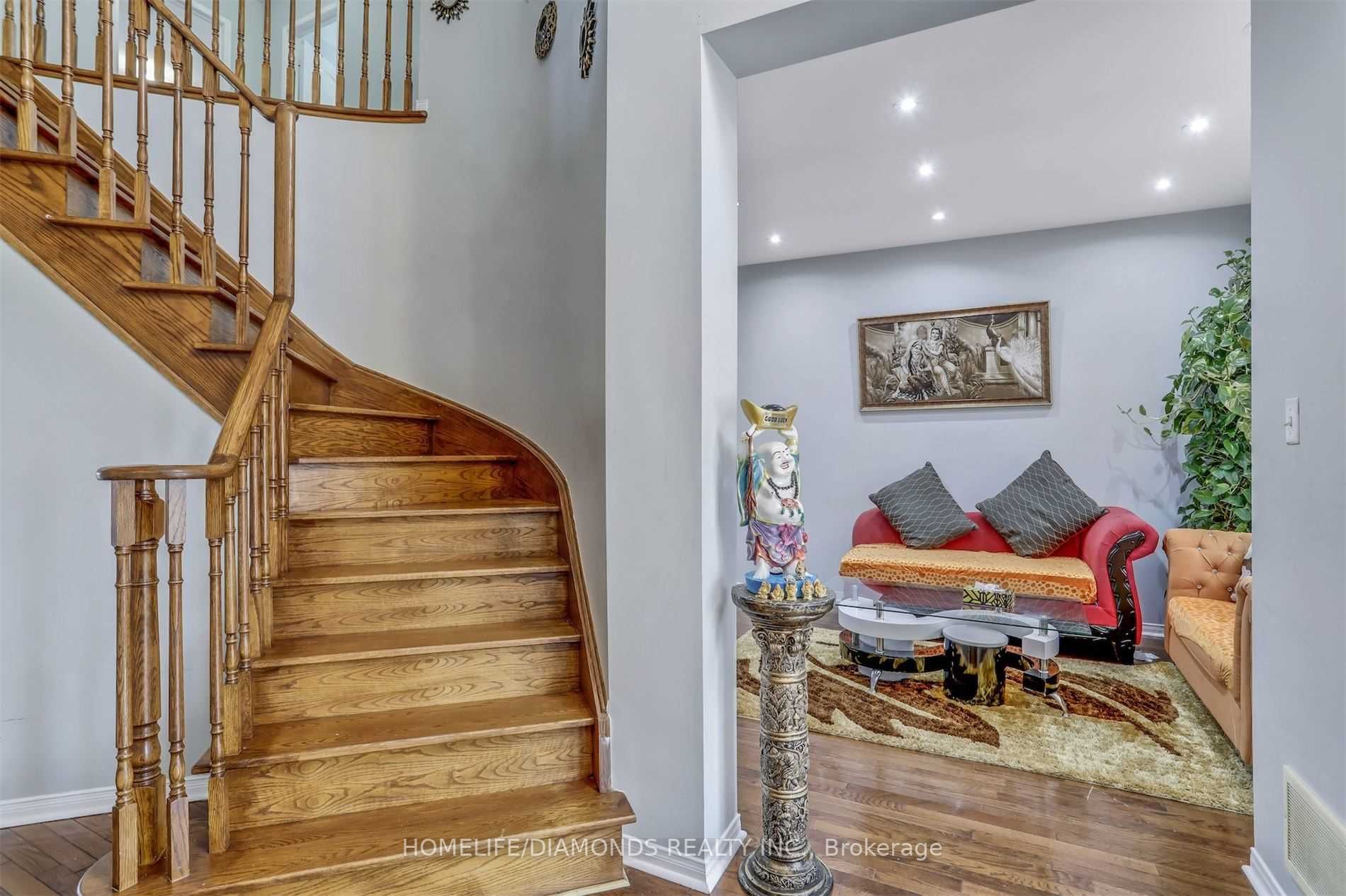 5 Conklin Dr