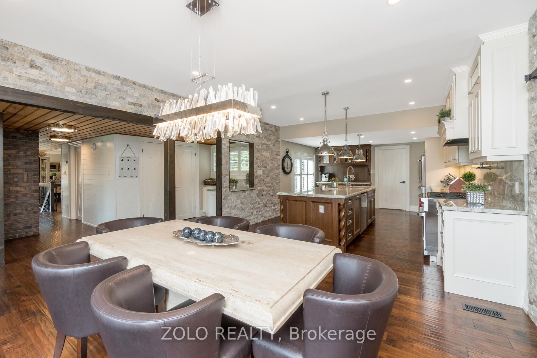 15643 Duffy's Lane