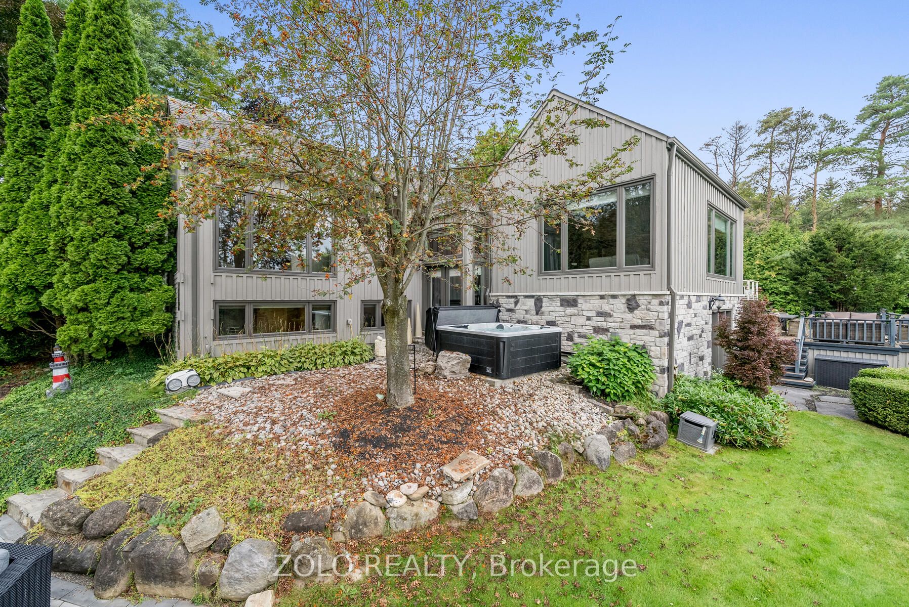15643 Duffy's Lane